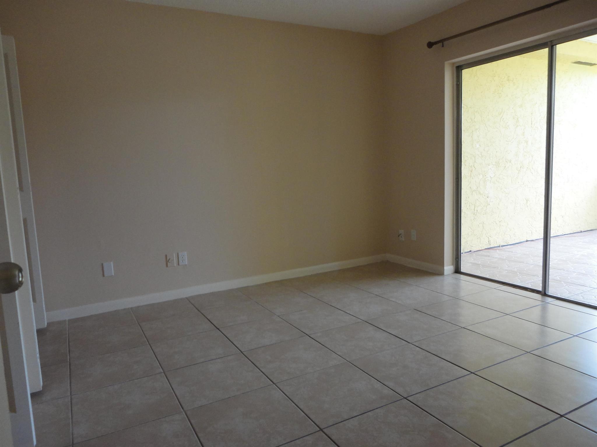 CLOISTER POINTE CONDO - Residential Lease
