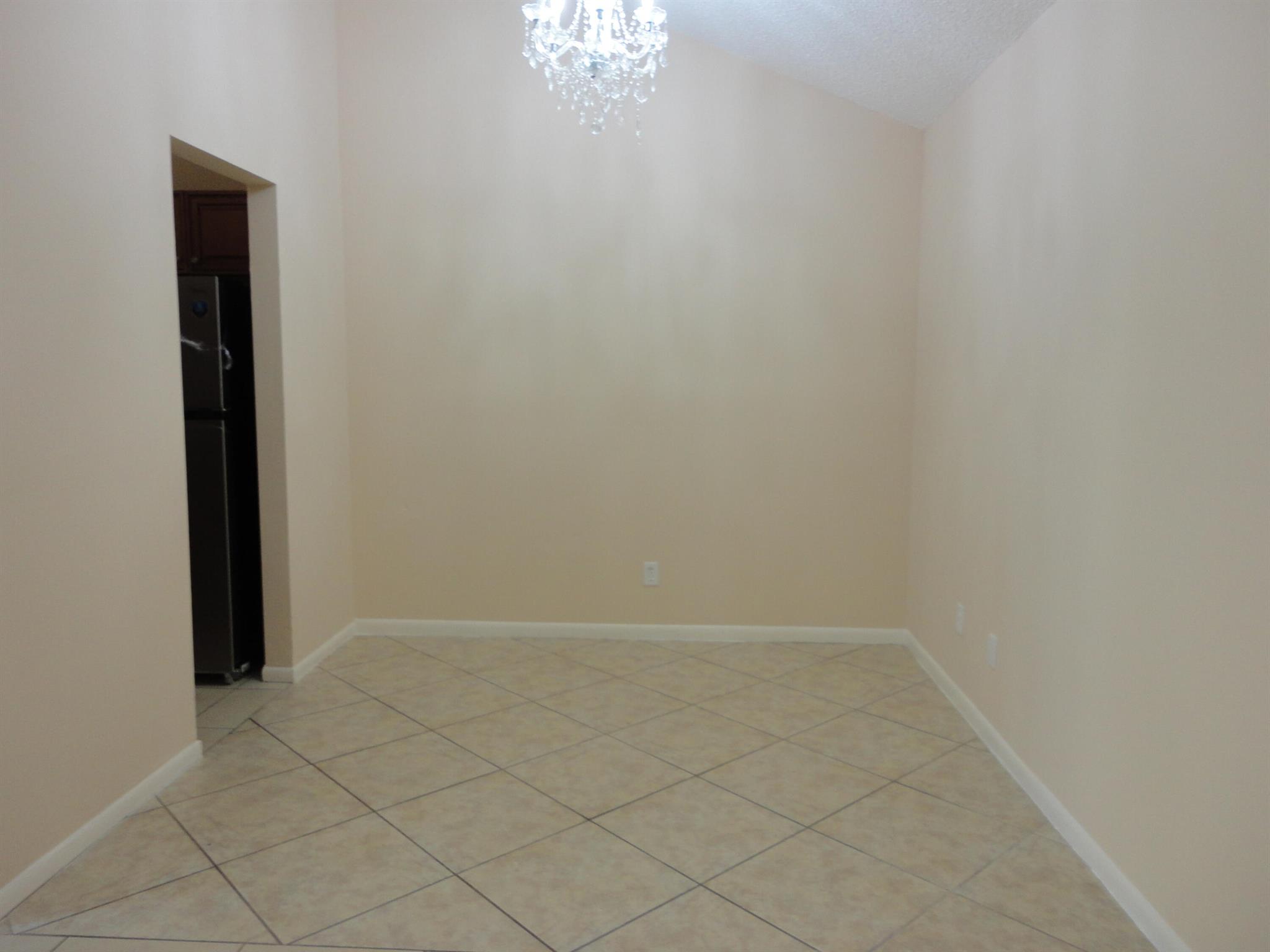 CLOISTER POINTE CONDO - Residential Lease