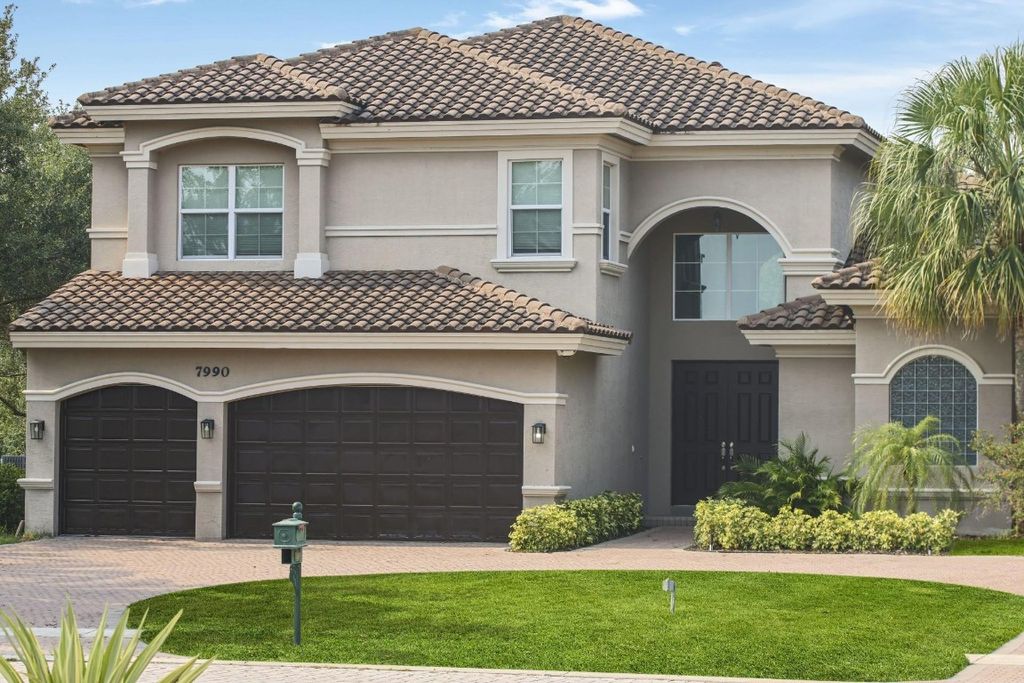 Photo of 7990 Arbor Crest Way, Palm Beach Gardens, FL 33412 (MLS # F10506033)