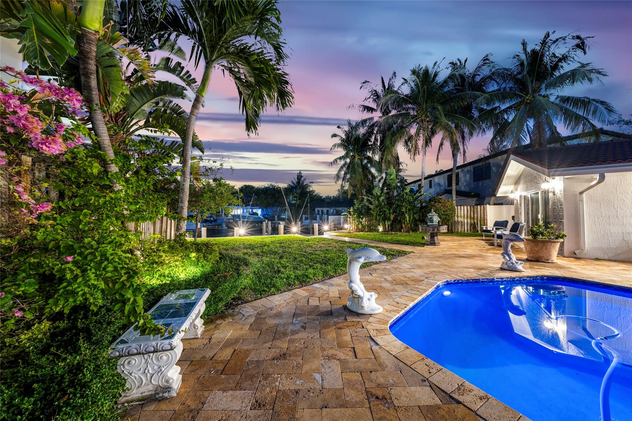 Santa Barbara Shores 33-2 - Residential
