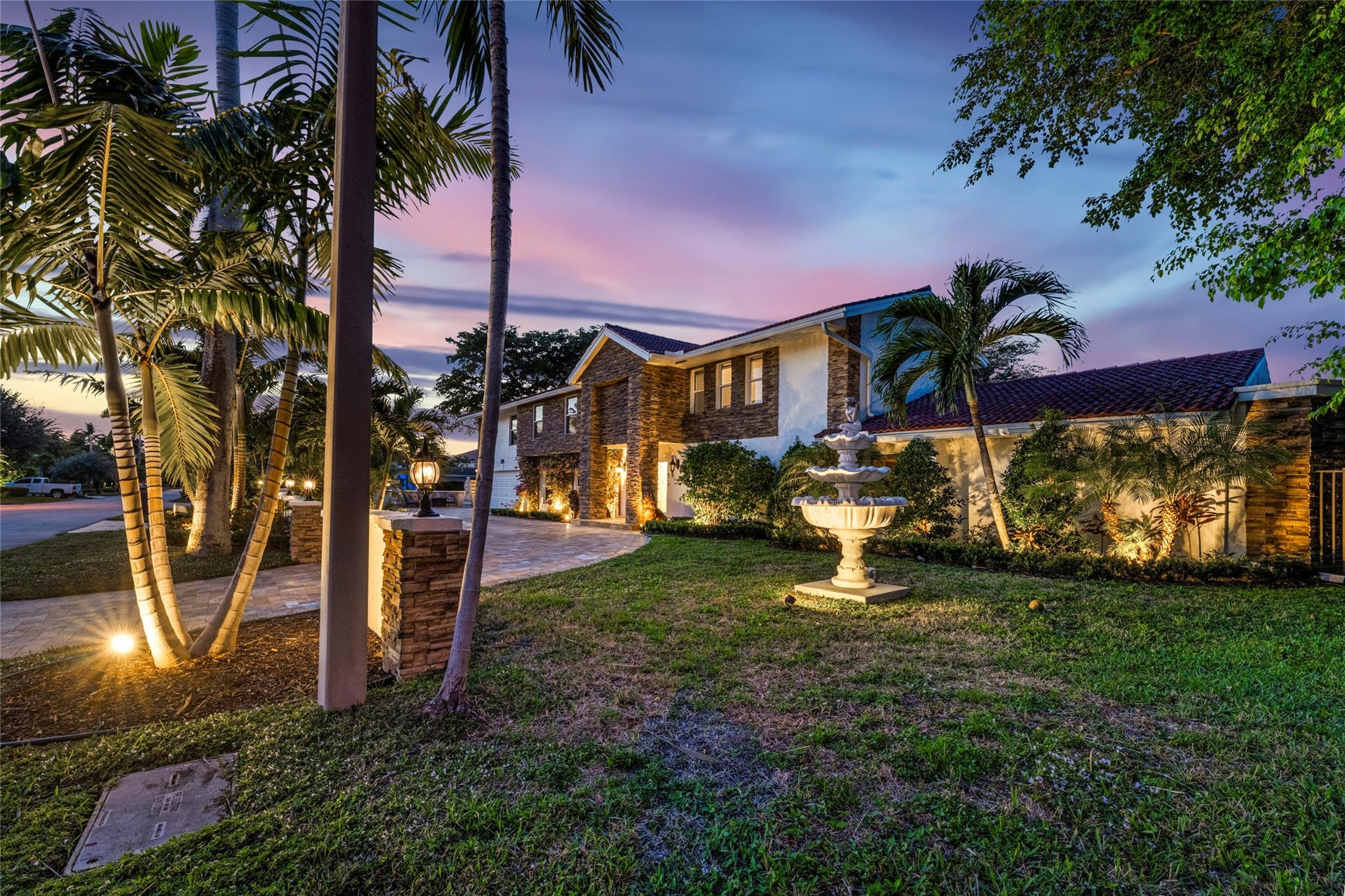 Santa Barbara Shores 33-2 - Residential
