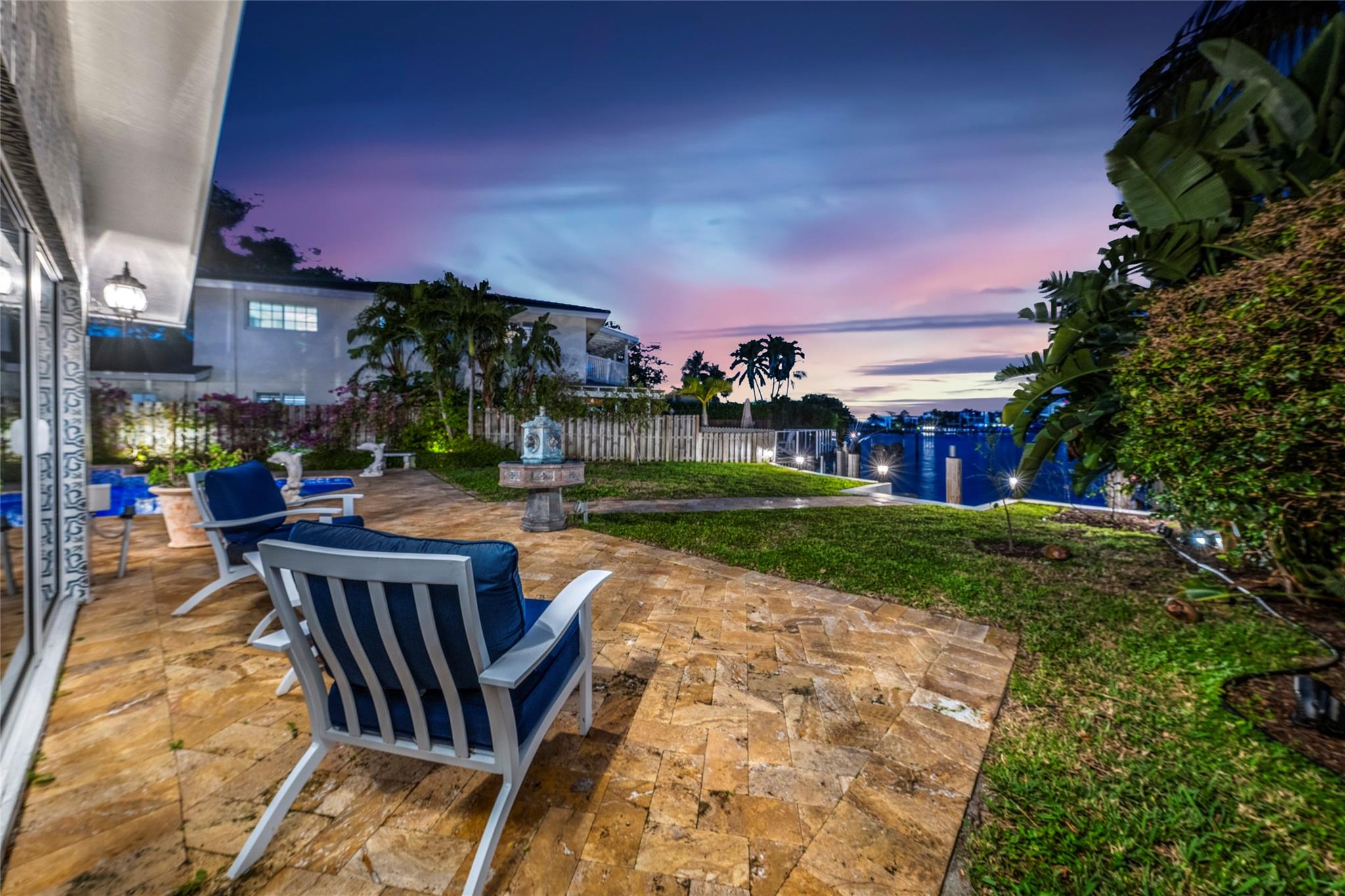 Santa Barbara Shores 33-2 - Residential