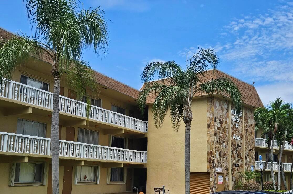 Comfortable 2-Bedroom Apartment in a 55+ Community.Enjoy a peaceful and welcoming lifestyle in this charming two-bedroom, one-and-a-half-bathroom apartment, perfectly situated in a vibrant 55+ community. This home offers a bright and open living space, a functional kitchen, and comfortable bedrooms for rest and relaxation.Community amenities may include social activities, beautifully maintained grounds, and friendly neighbors, making it the ideal place to enjoy your golden years. Conveniently located near shopping, dining, and medical facilities for your comfort and peace of mind. Available Now - Make This Your New Home.