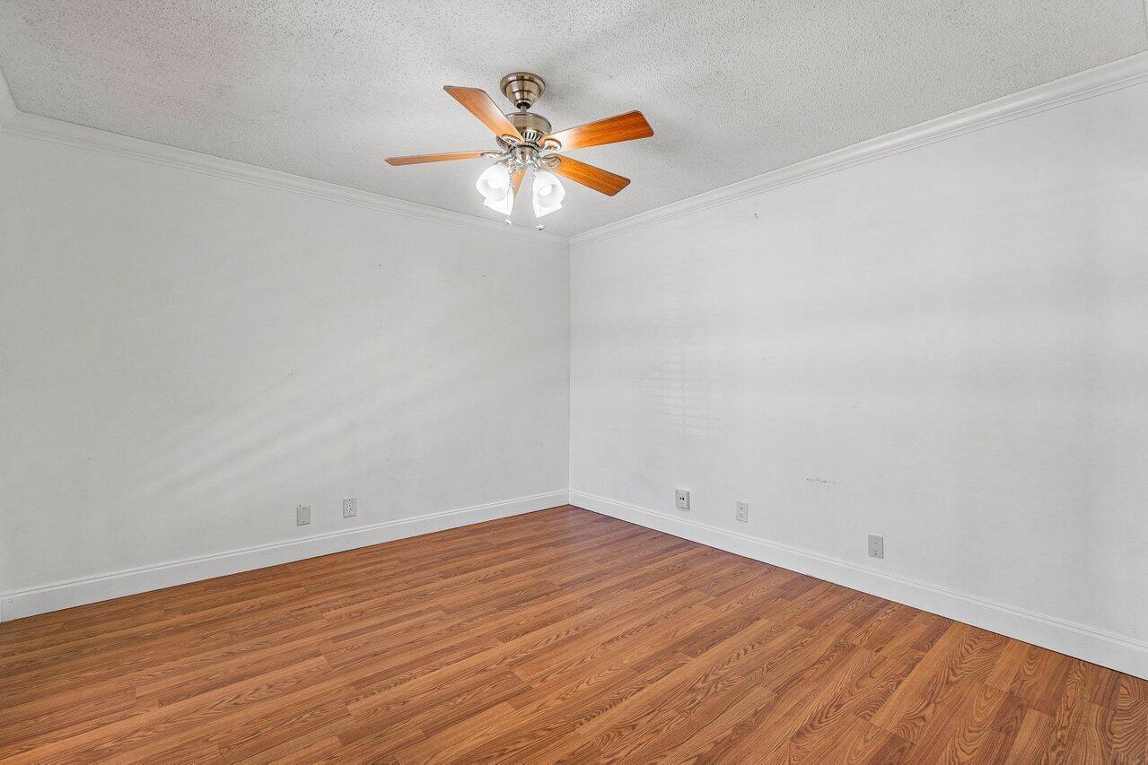 WATERSIDE ESTATES - Residential Lease