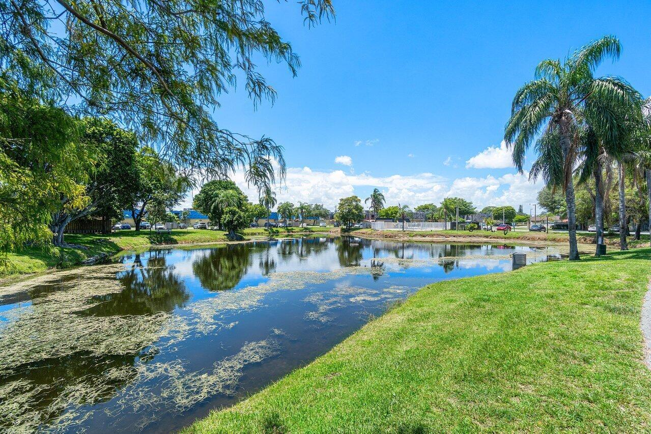 WATERSIDE ESTATES - Residential Lease