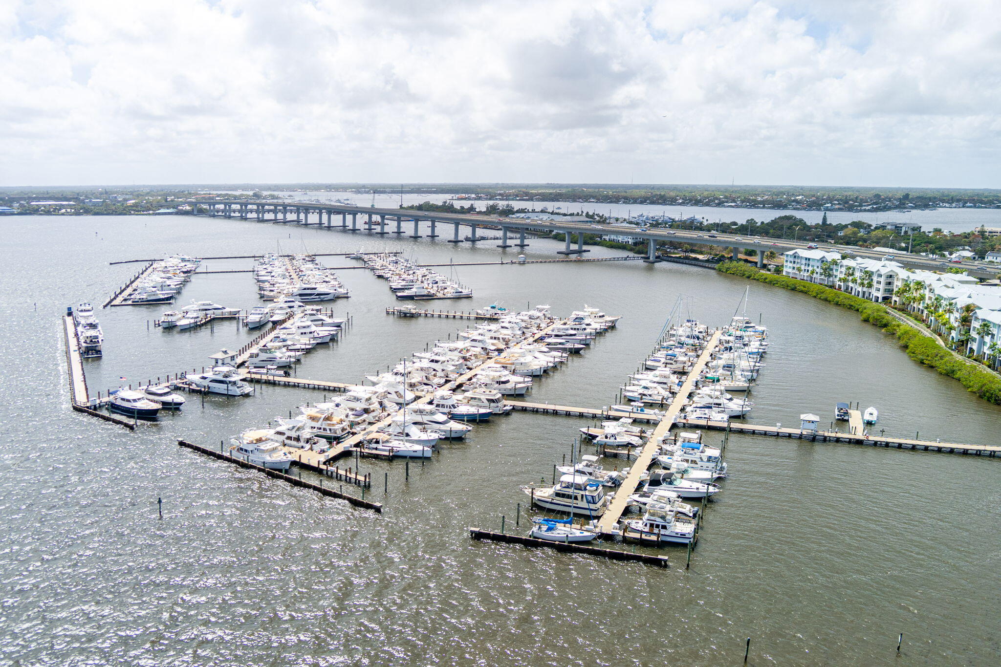 HARBORAGE YACHT CONDO - Residential