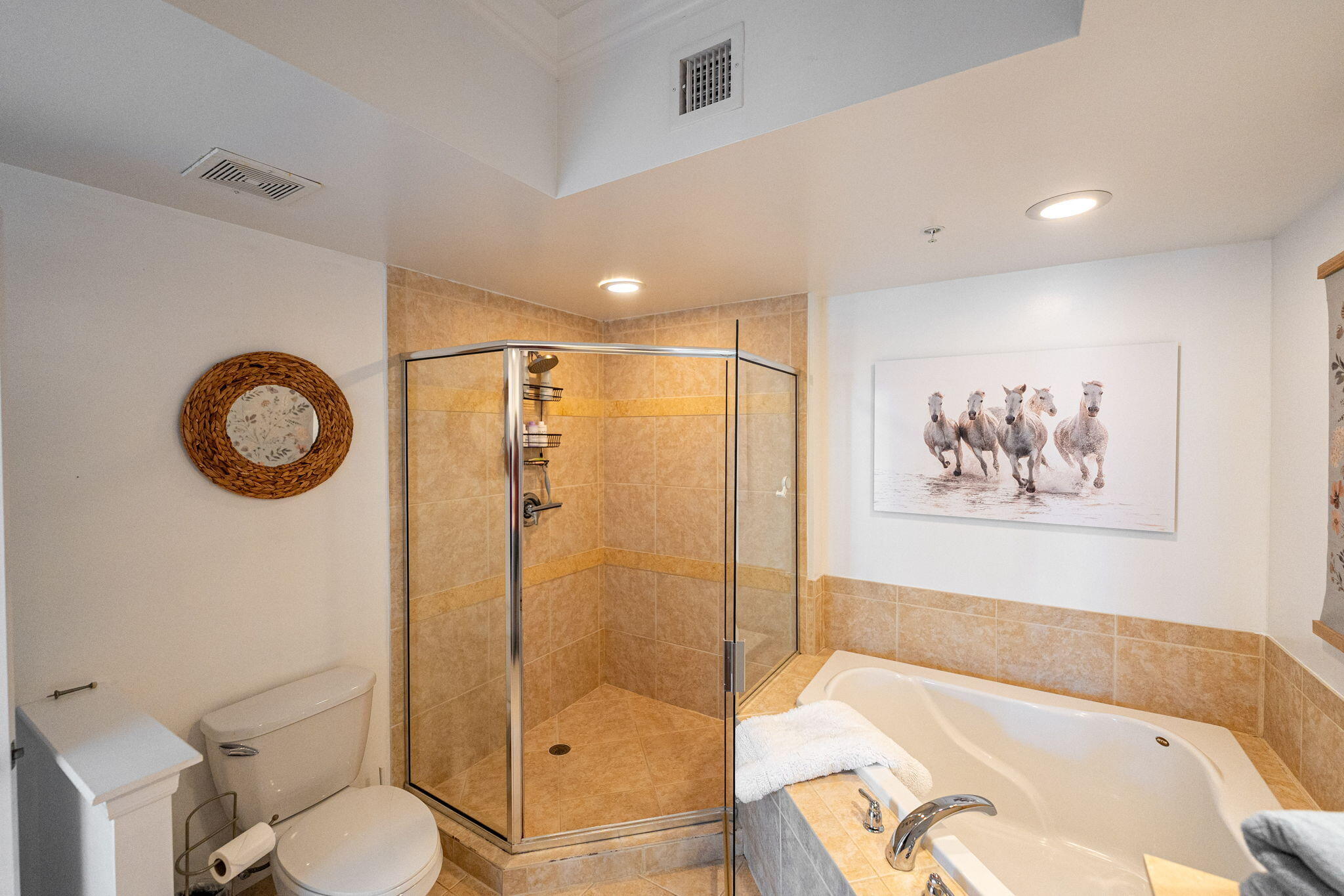 HARBORAGE YACHT CONDO - Residential