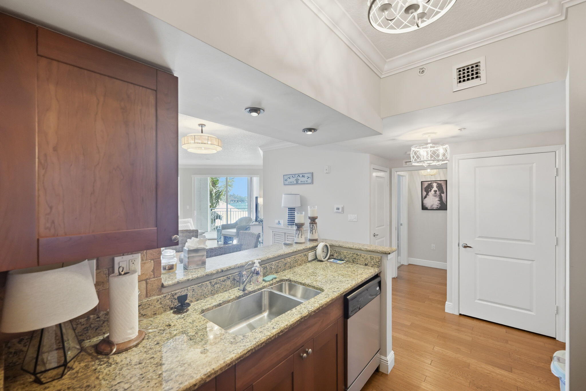 HARBORAGE YACHT CONDO - Residential