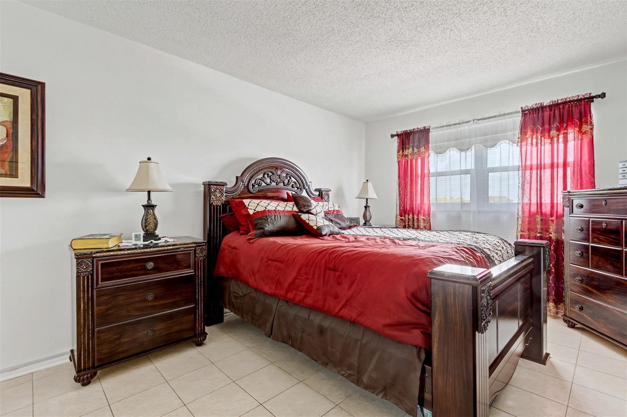 BEVERLY HILLS - Residential