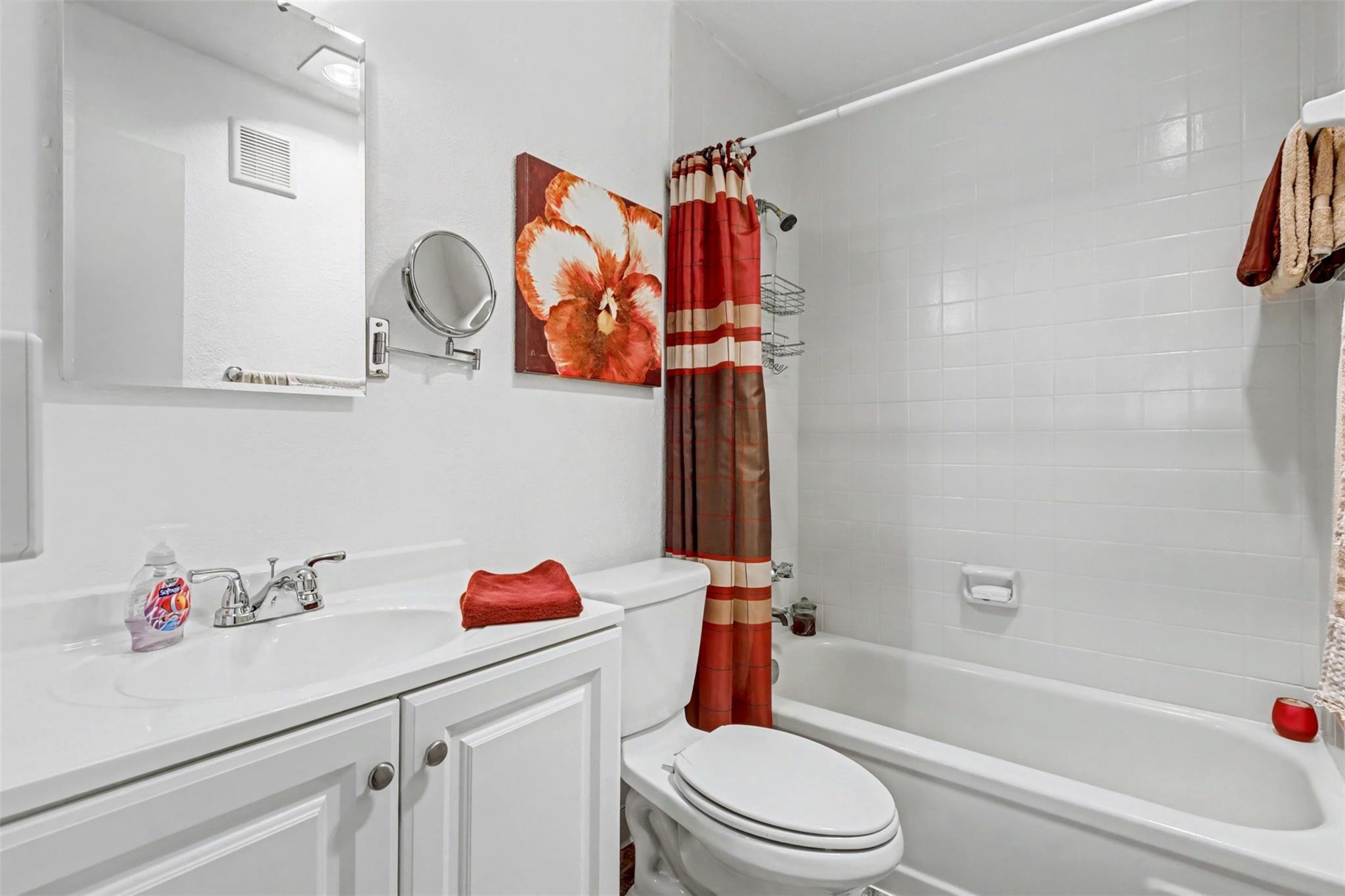 BEVERLY HILLS - Residential