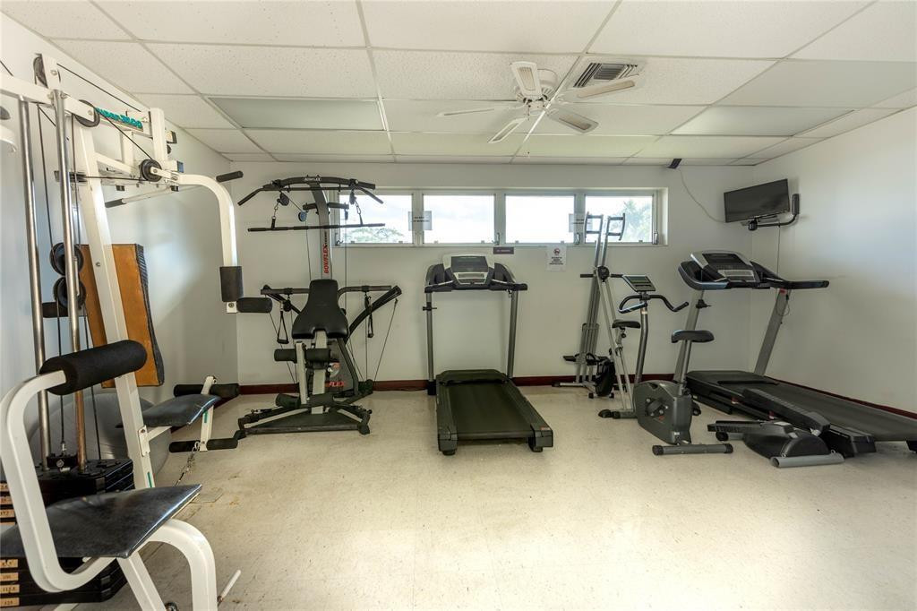 BEVERLY HILLS - Residential