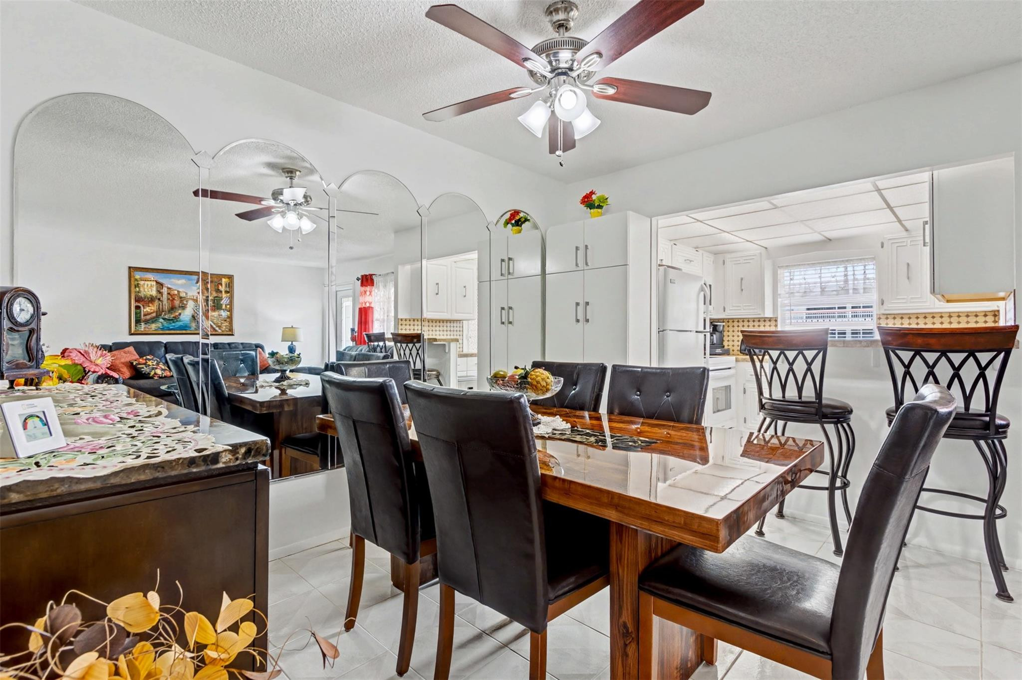 BEVERLY HILLS - Residential