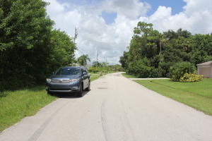 PORT ST LUCIE SECTION 11 - Land