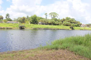 PORT ST LUCIE SECTION 11 - Land
