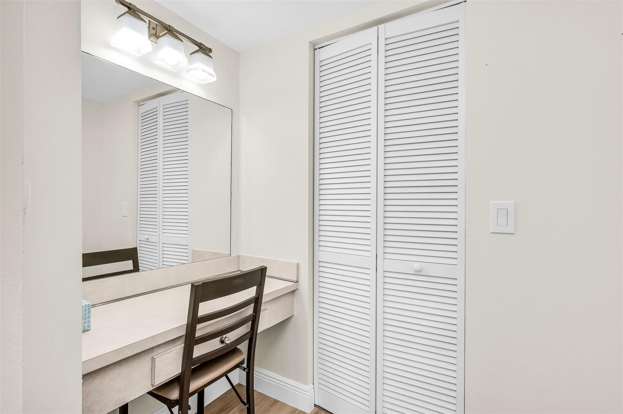 RIVER TERRACE - Residential