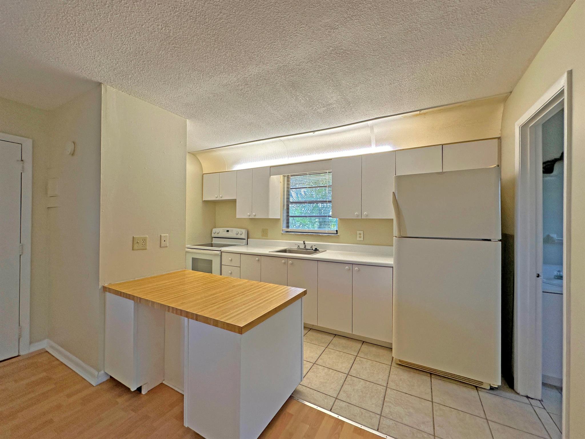 Sierra Condo Apts - Residential Lease