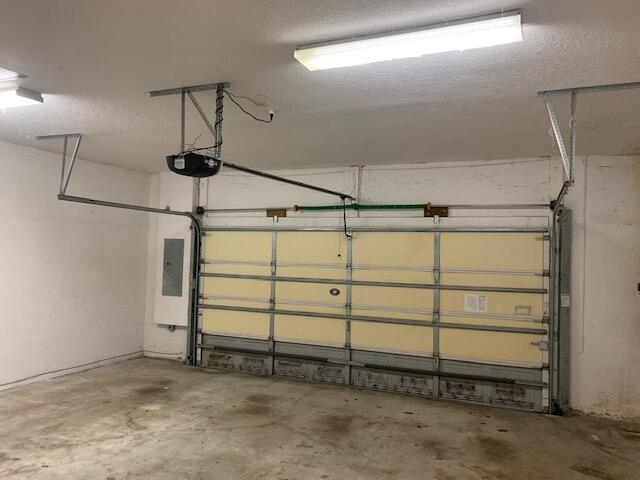 PENINSULA VILLAGE GREENS - Residential Lease