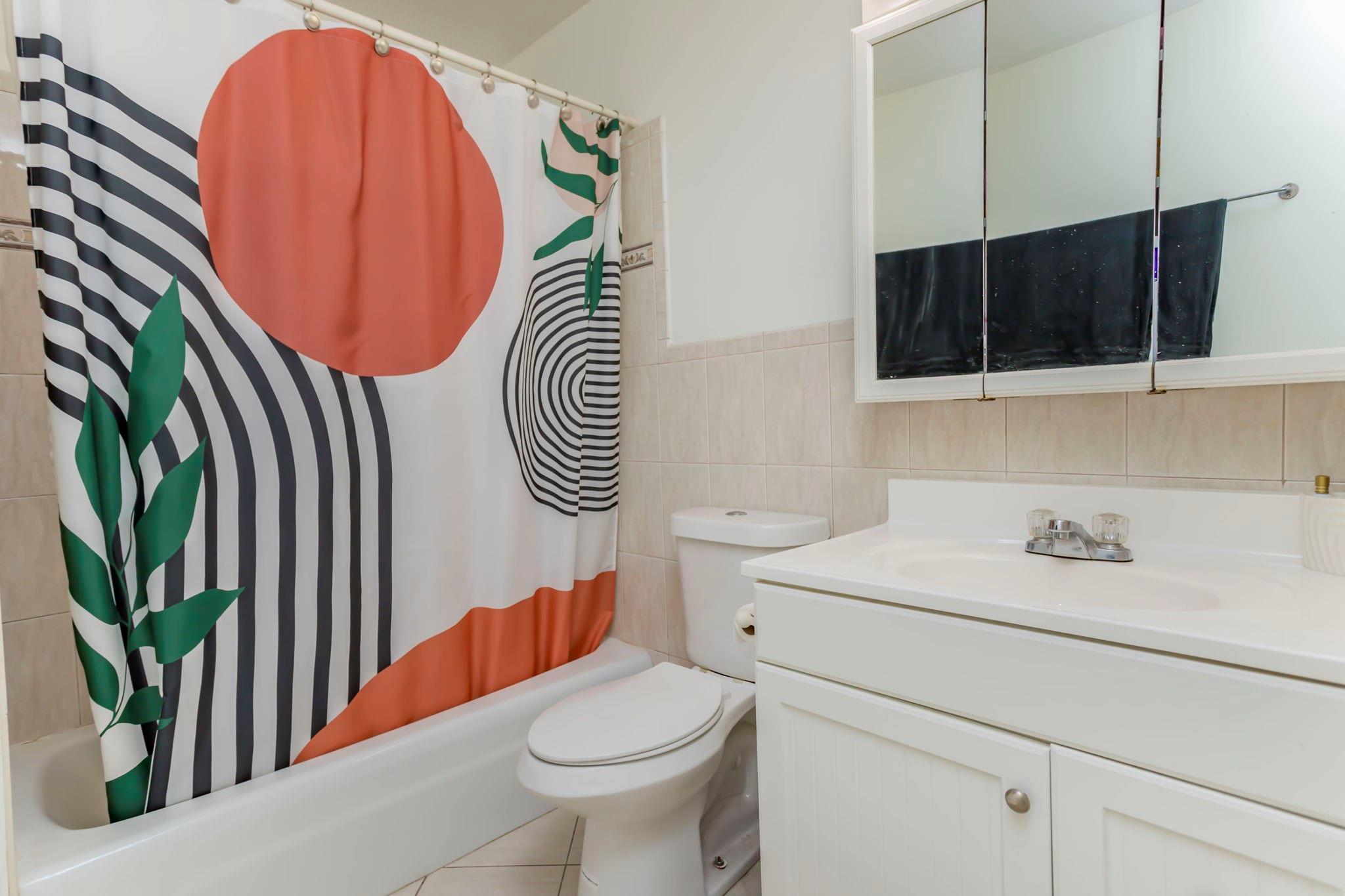 Imperial Point Colonnade - Residential