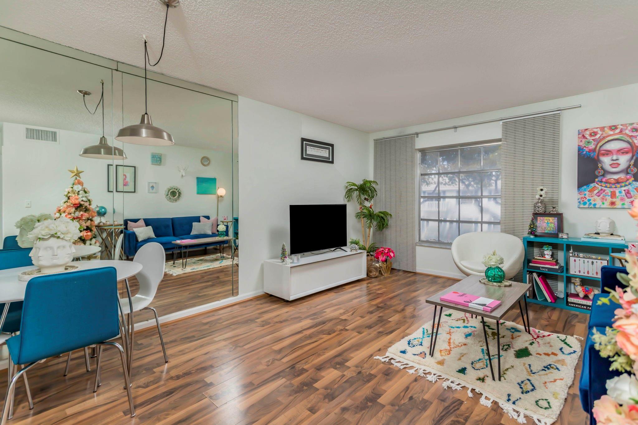 Imperial Point Colonnade - Residential
