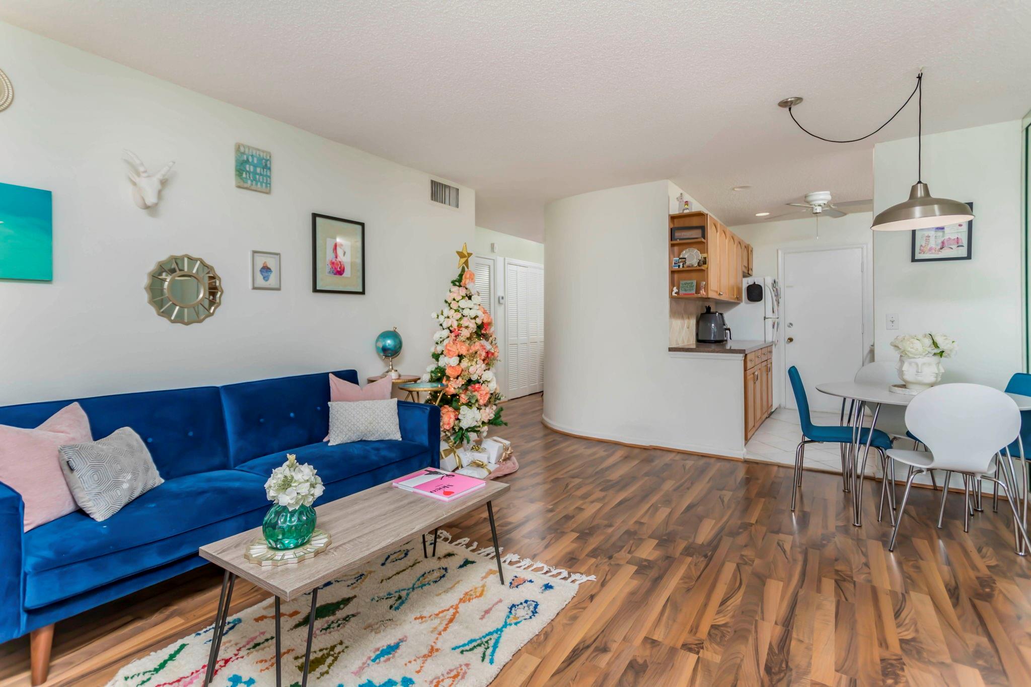 Imperial Point Colonnade - Residential