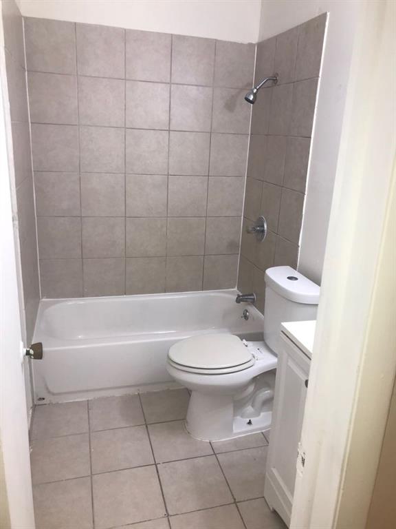 F A Barretts Sub Of W1/2 - Residential Lease