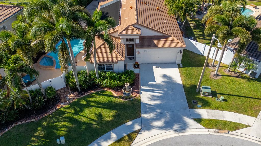 Photo of 6595 Waverly Lane, Lake Worth, FL 33467 (MLS # R11150906)