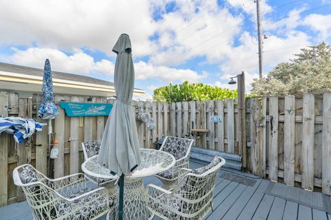 Tiny photo for 1968 NE 3rd Street #1, Deerfield Beach, FL 33441 (MLS # B26010552)