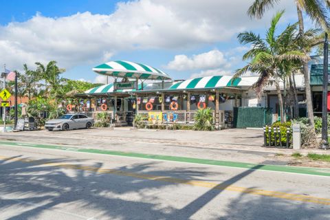 Tiny photo for 1968 NE 3rd Street #1, Deerfield Beach, FL 33441 (MLS # B26010552)