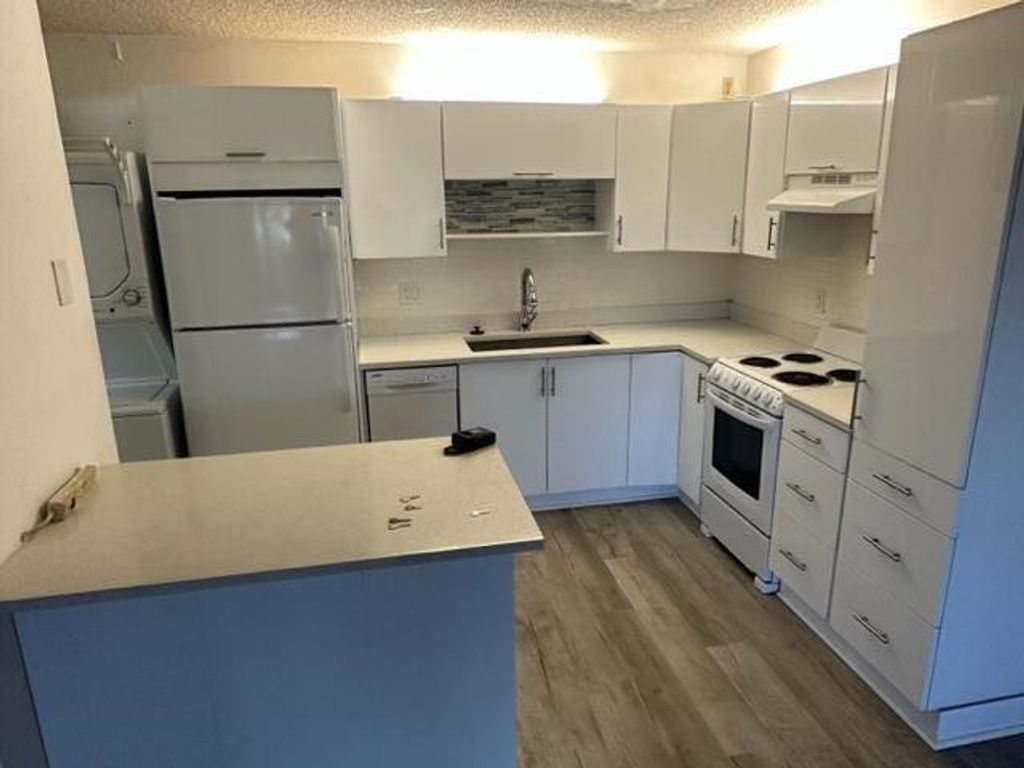 Photo of 1106 Green Pine Boulevard #E1, West Palm Beach, FL 33409 (MLS # R11167471)