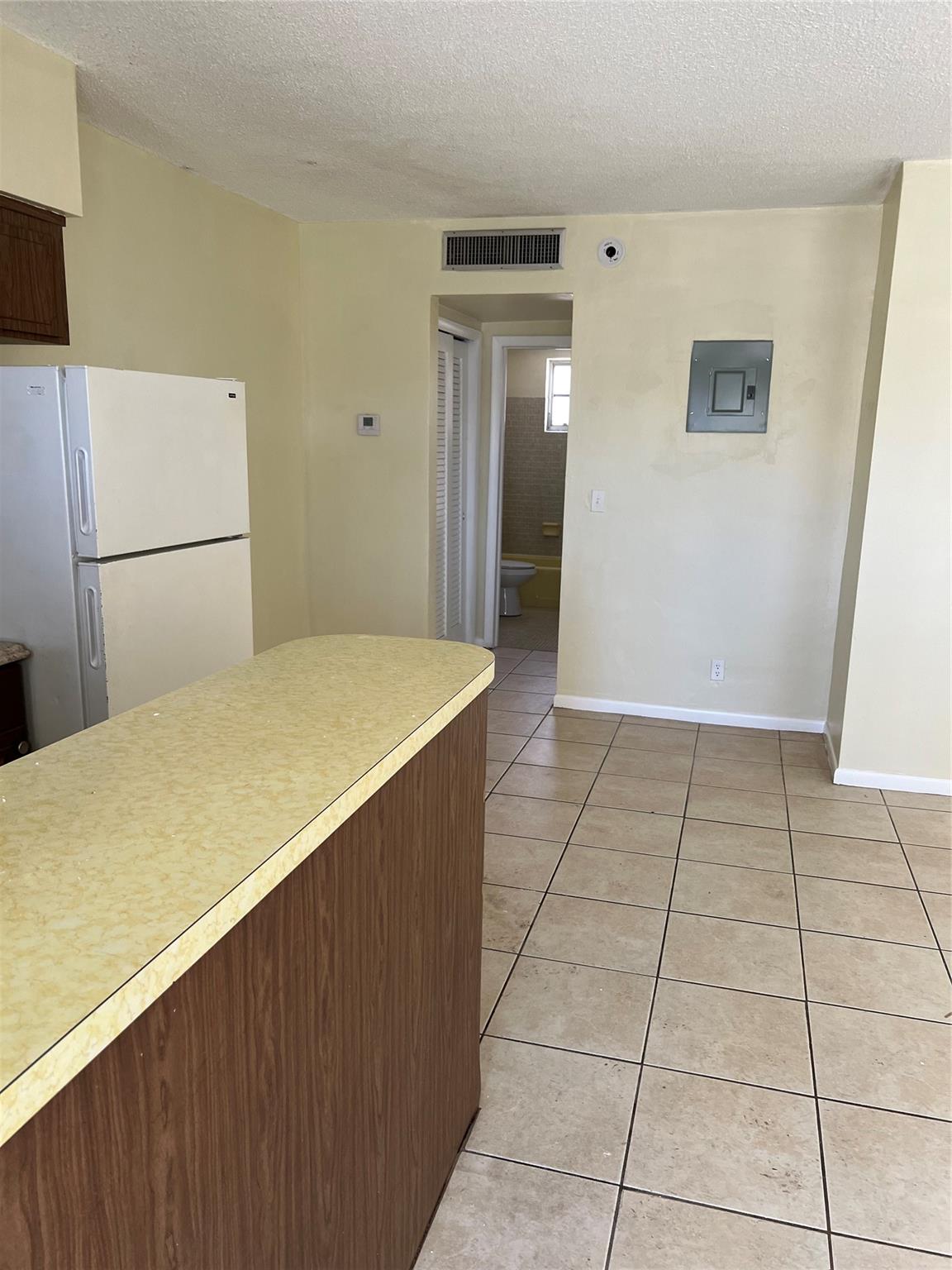 Atlantic Shores Dixie Hwy - Residential Lease
