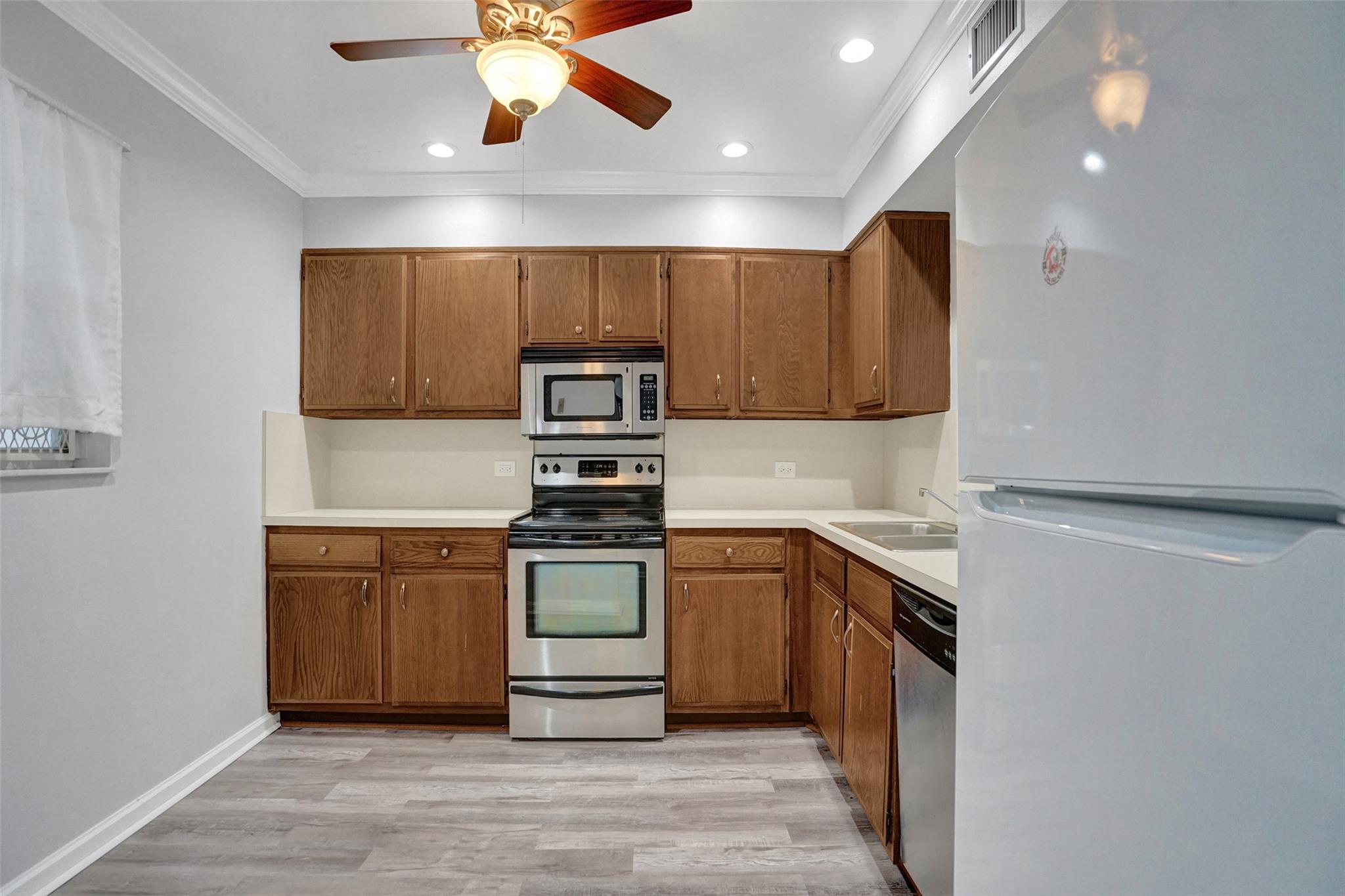 Oak Paths Condo - Residential Lease