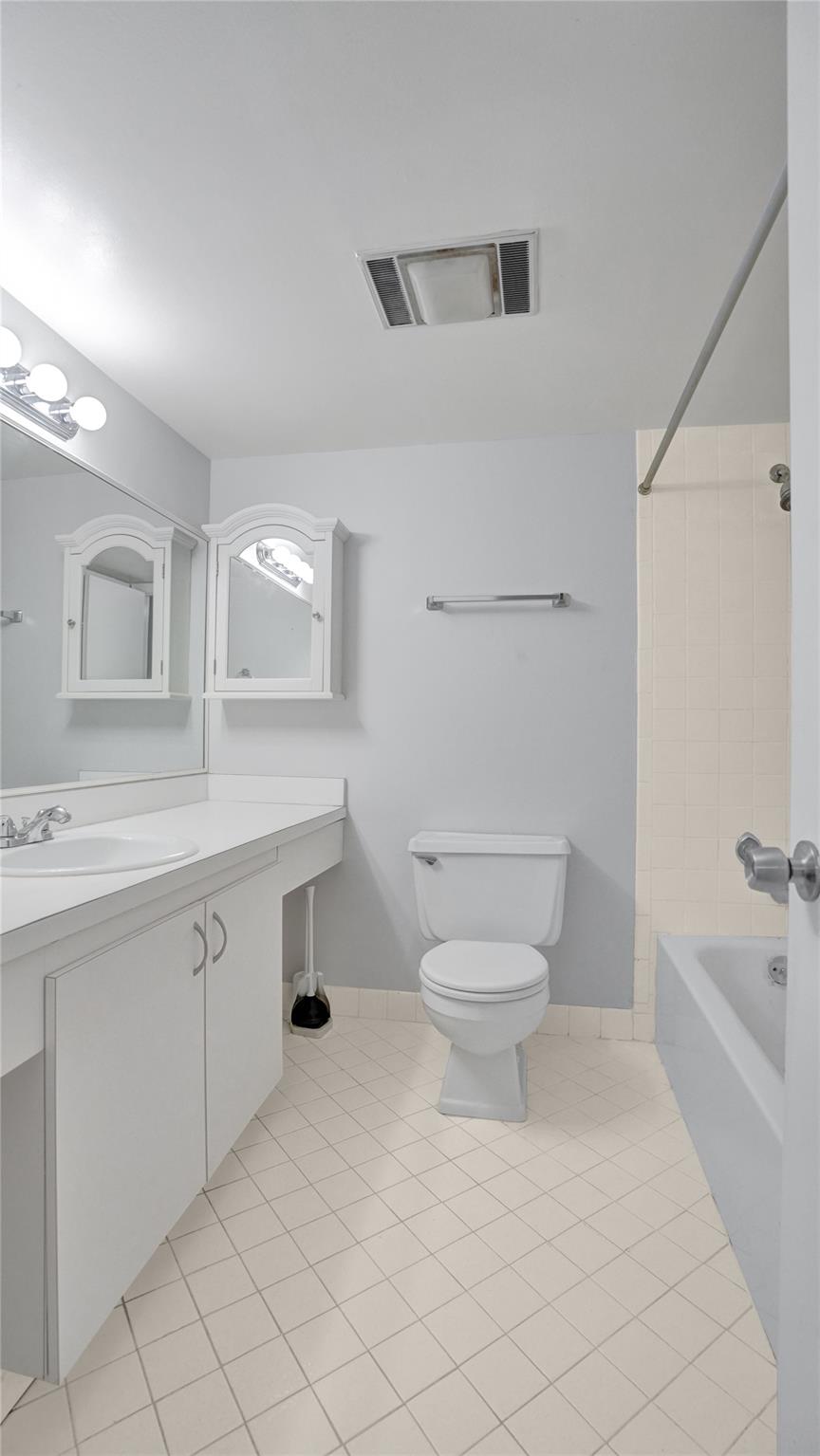 Oak Paths Condo - Residential Lease