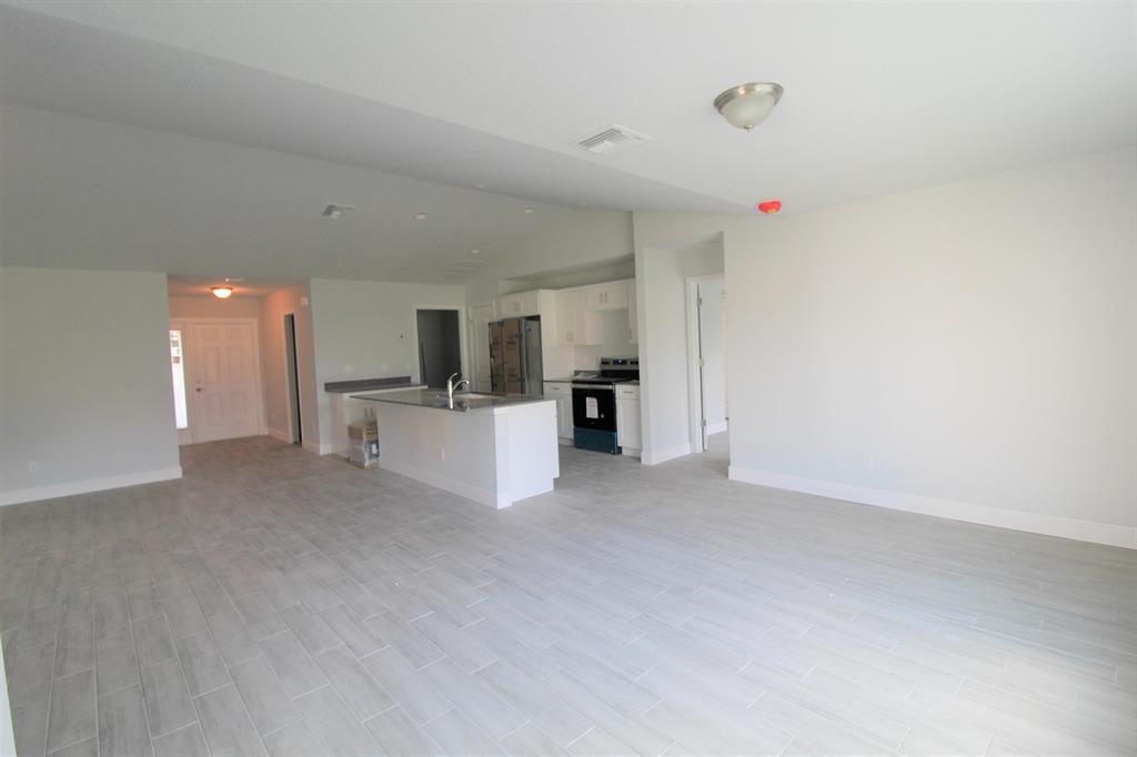 PORT ST LUCIE SECTION 15 - Residential