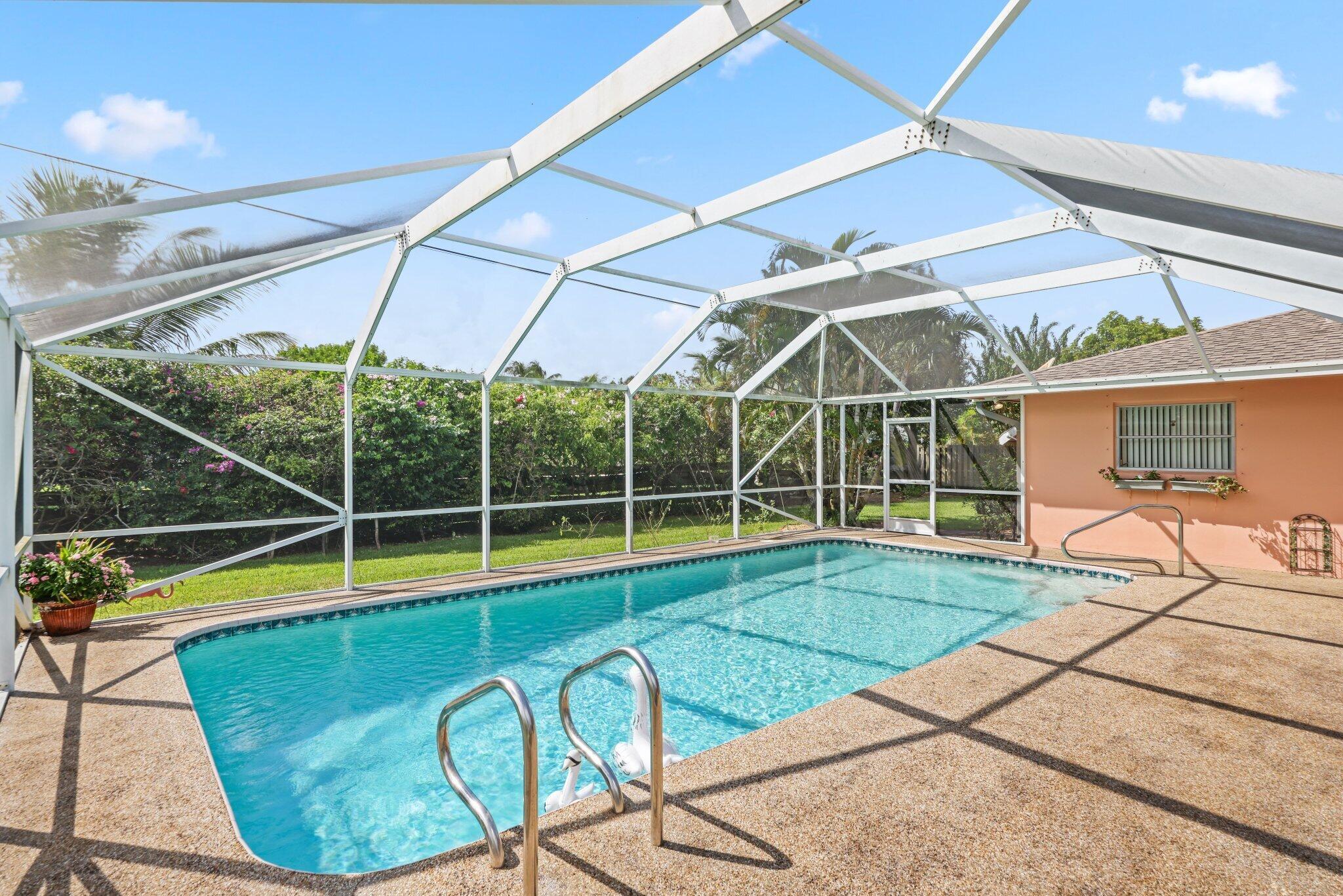 TEQUESTA Country Club - Residential