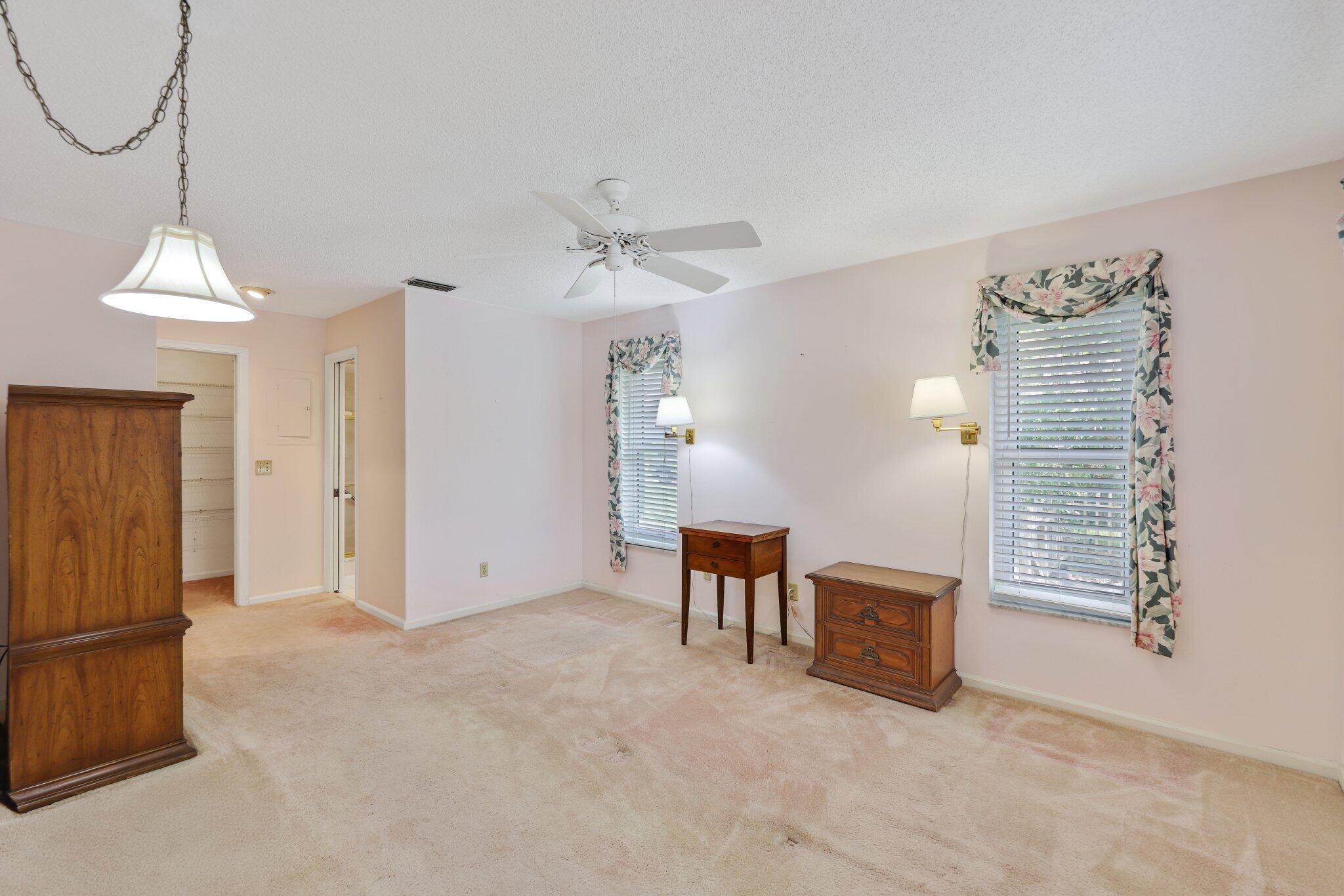 TEQUESTA Country Club - Residential