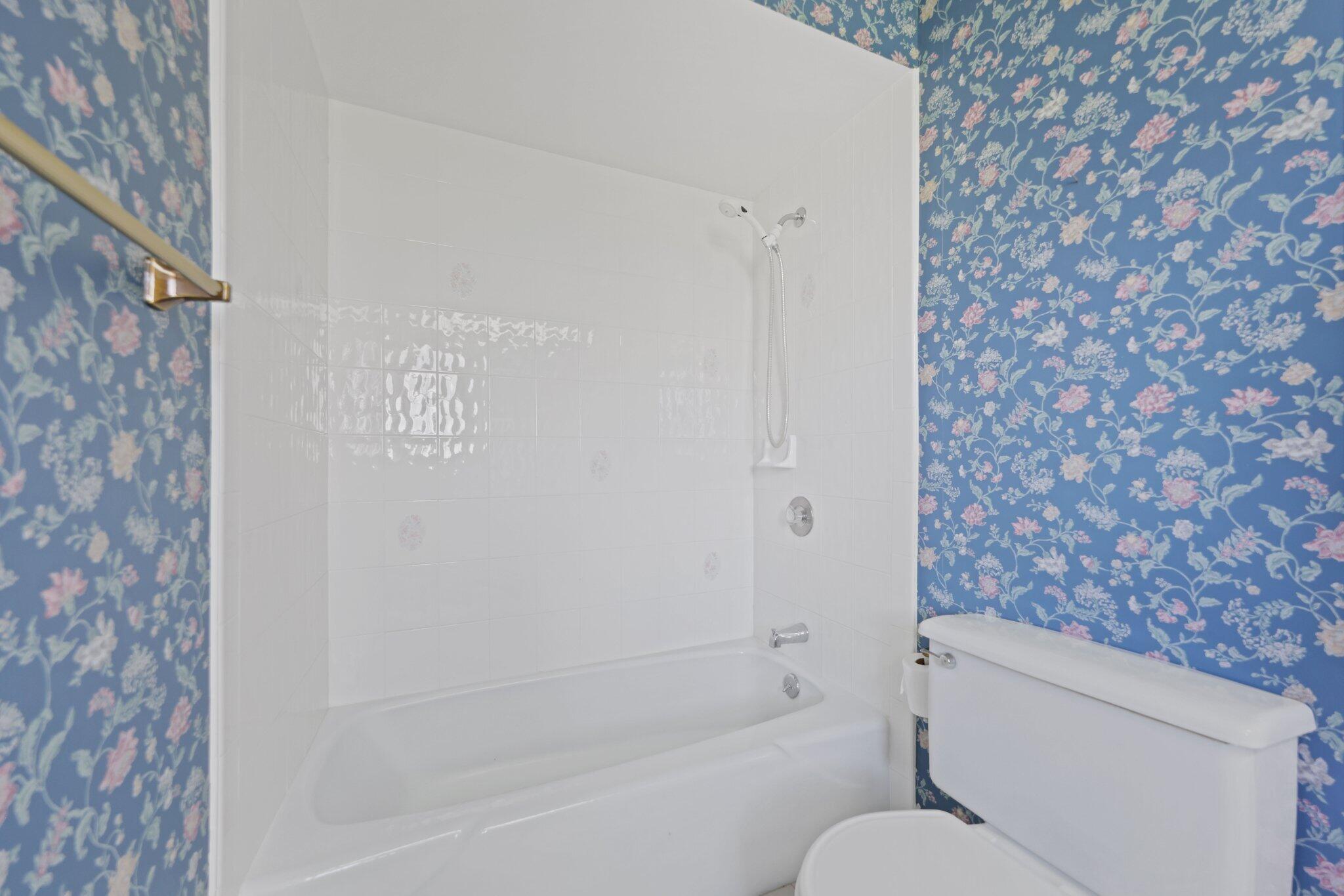 TEQUESTA Country Club - Residential