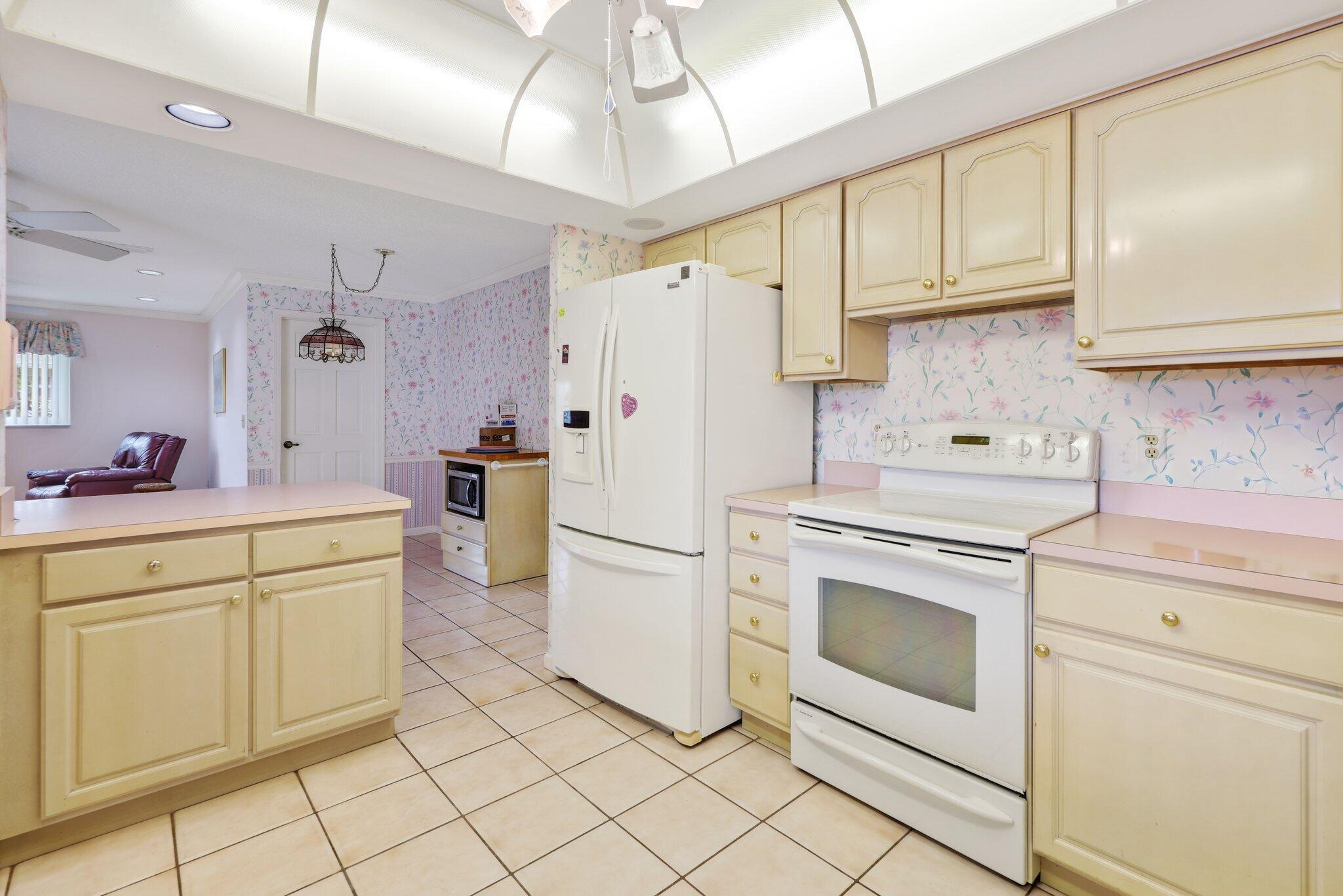 TEQUESTA Country Club - Residential