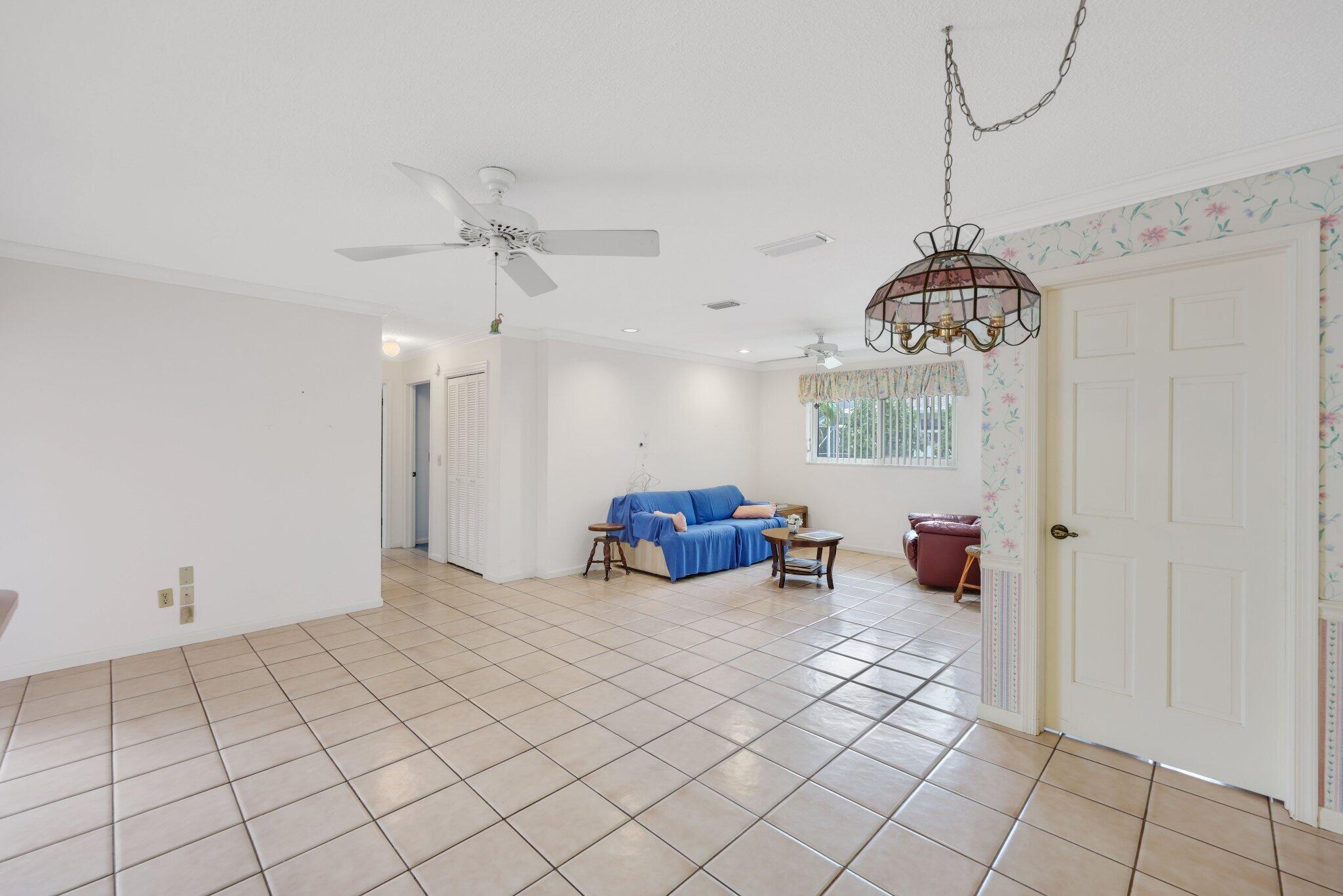 TEQUESTA Country Club - Residential