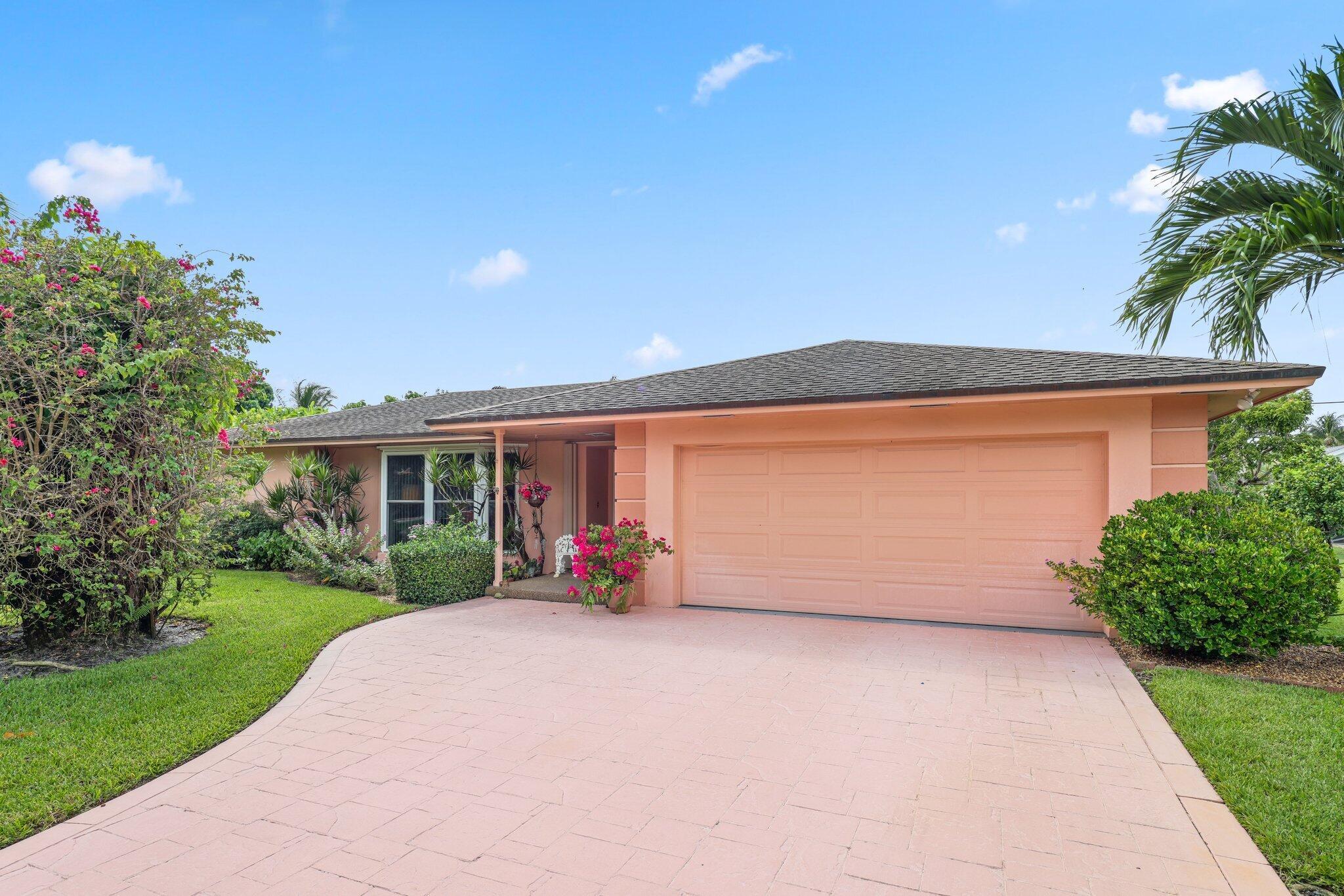 TEQUESTA Country Club - Residential