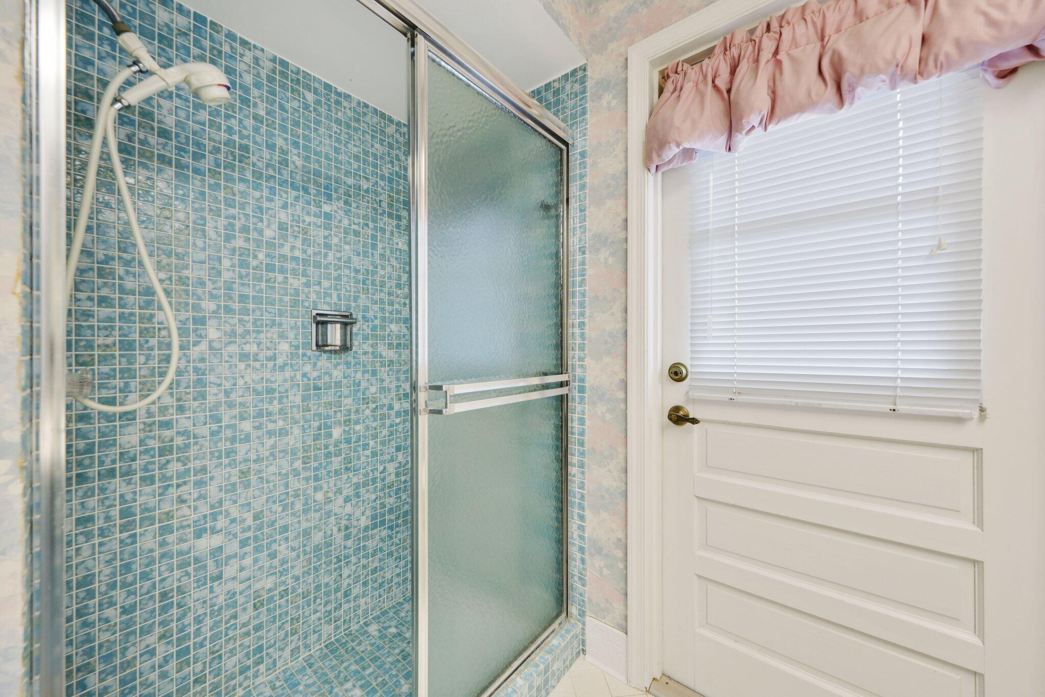 TEQUESTA Country Club - Residential