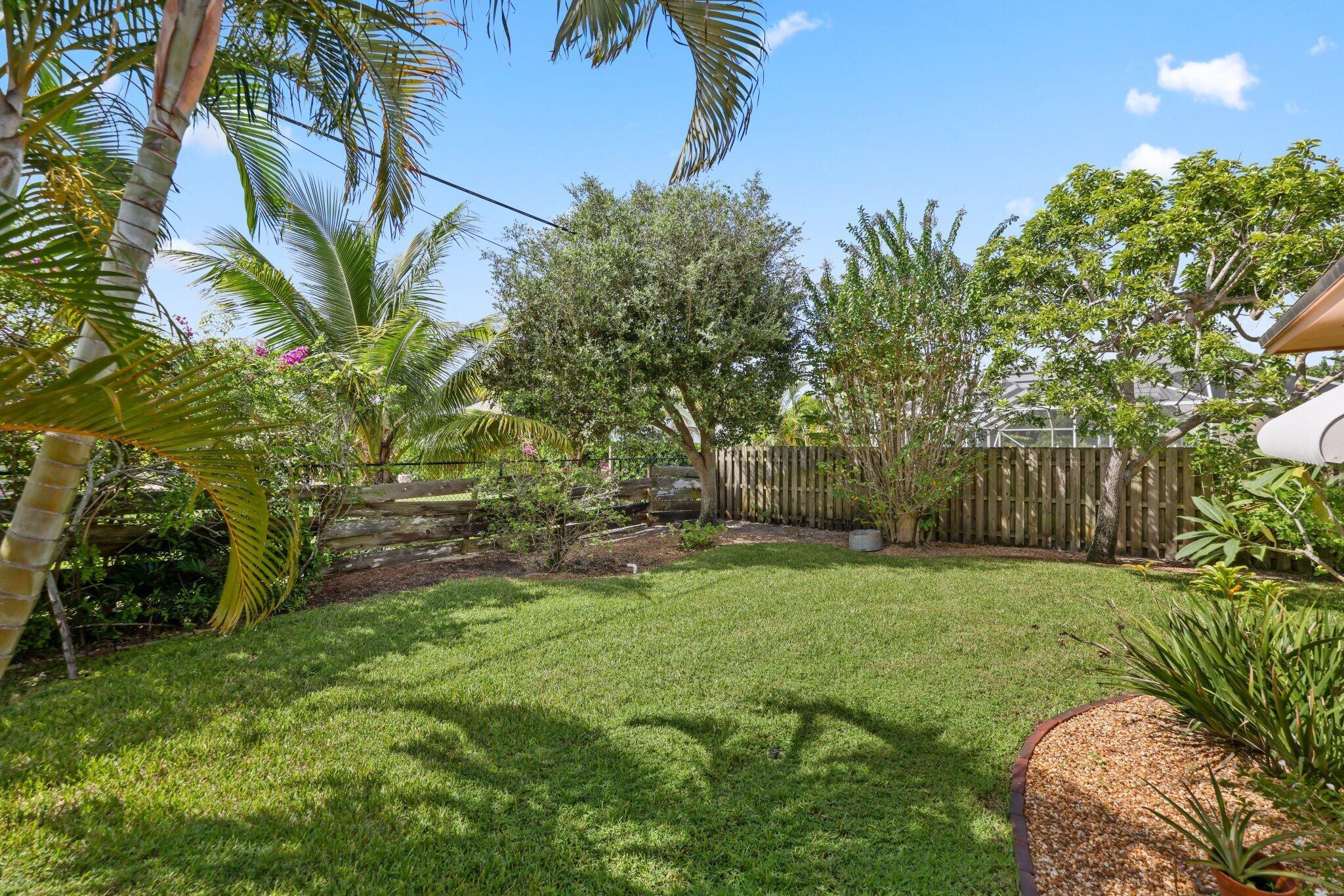 TEQUESTA Country Club - Residential
