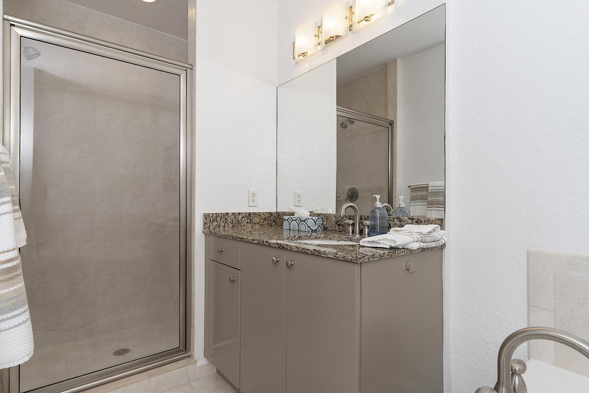 RADIUS CONDO - Residential