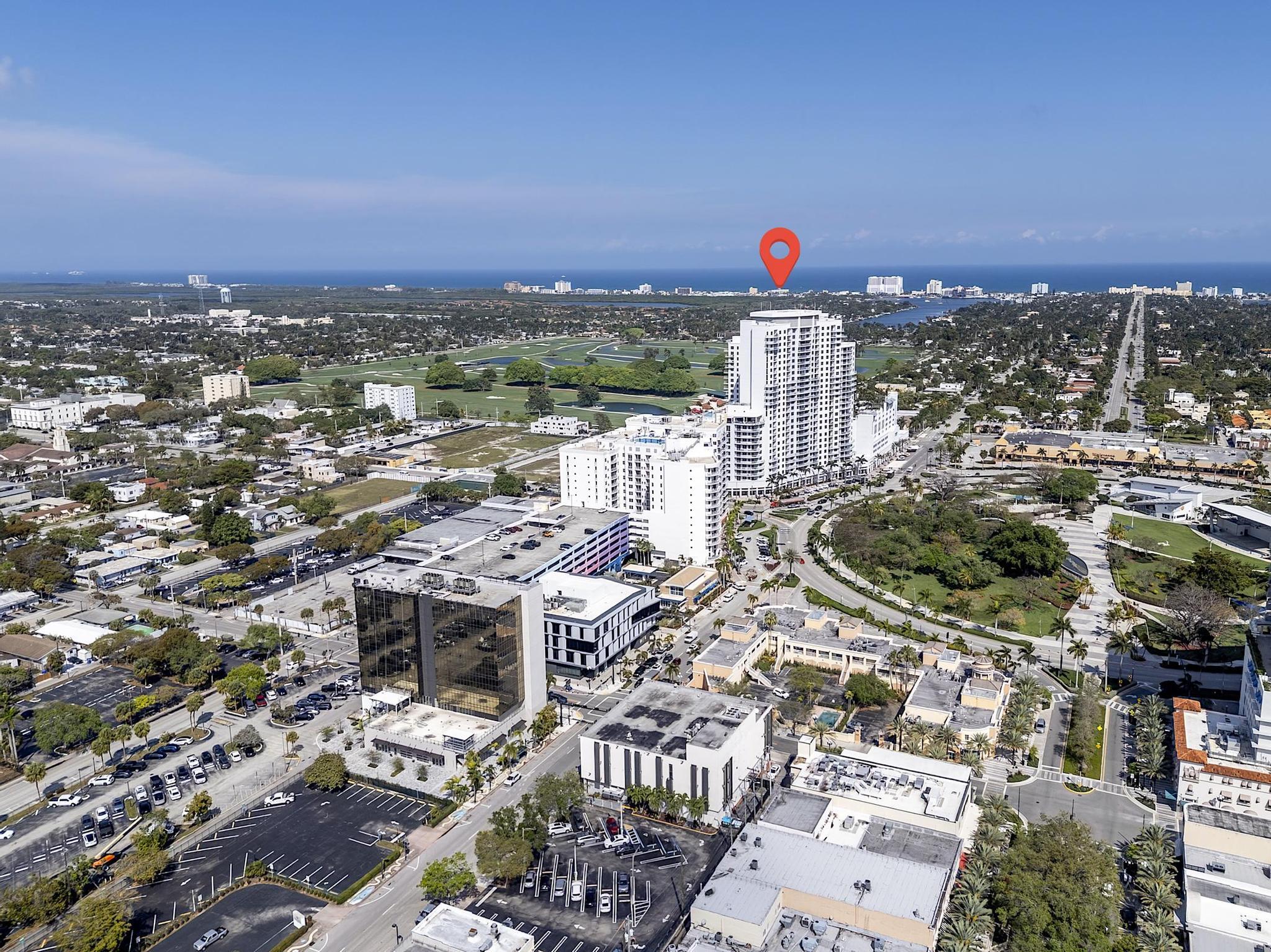 RADIUS CONDO - Residential