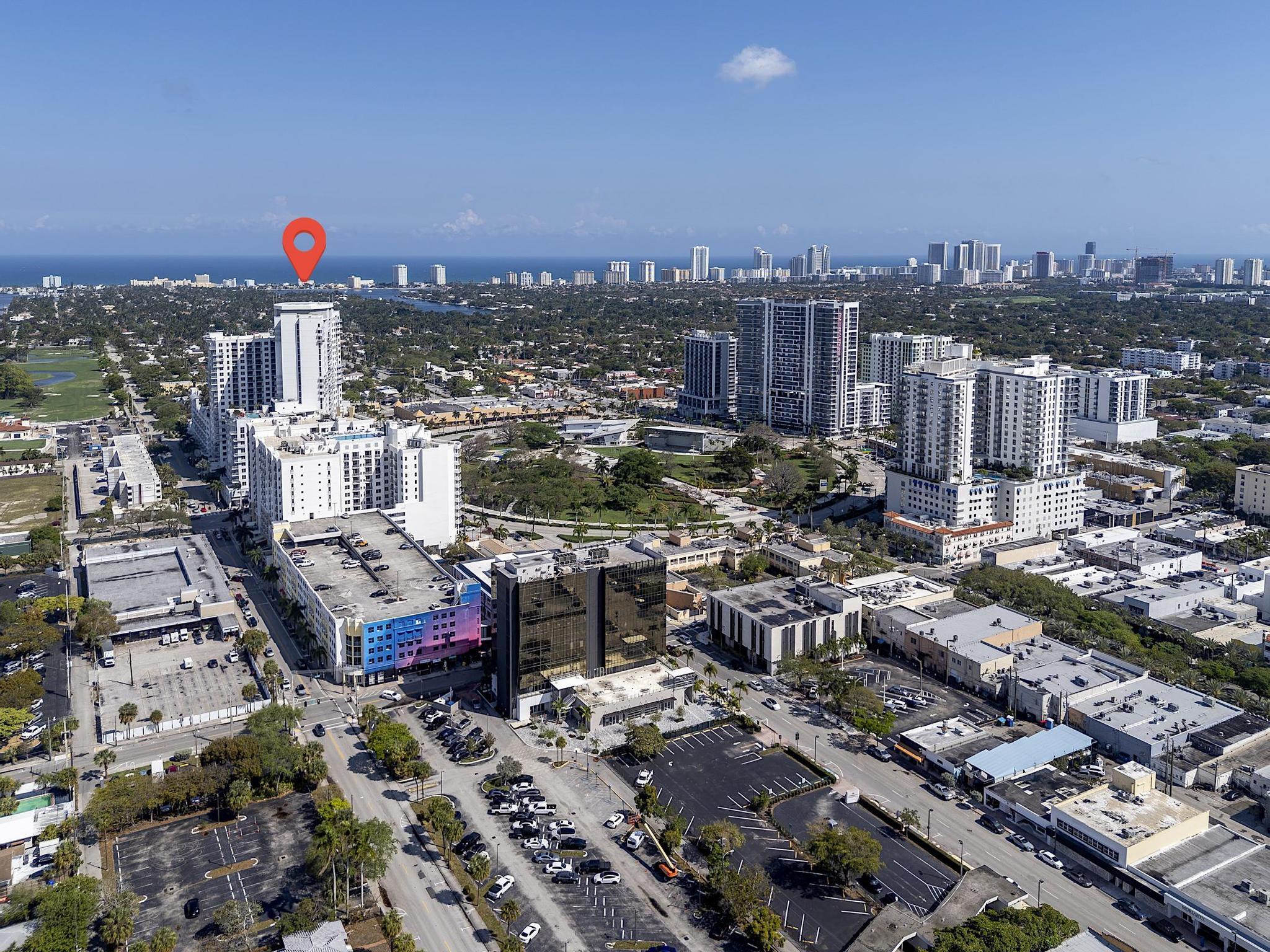 RADIUS CONDO - Residential