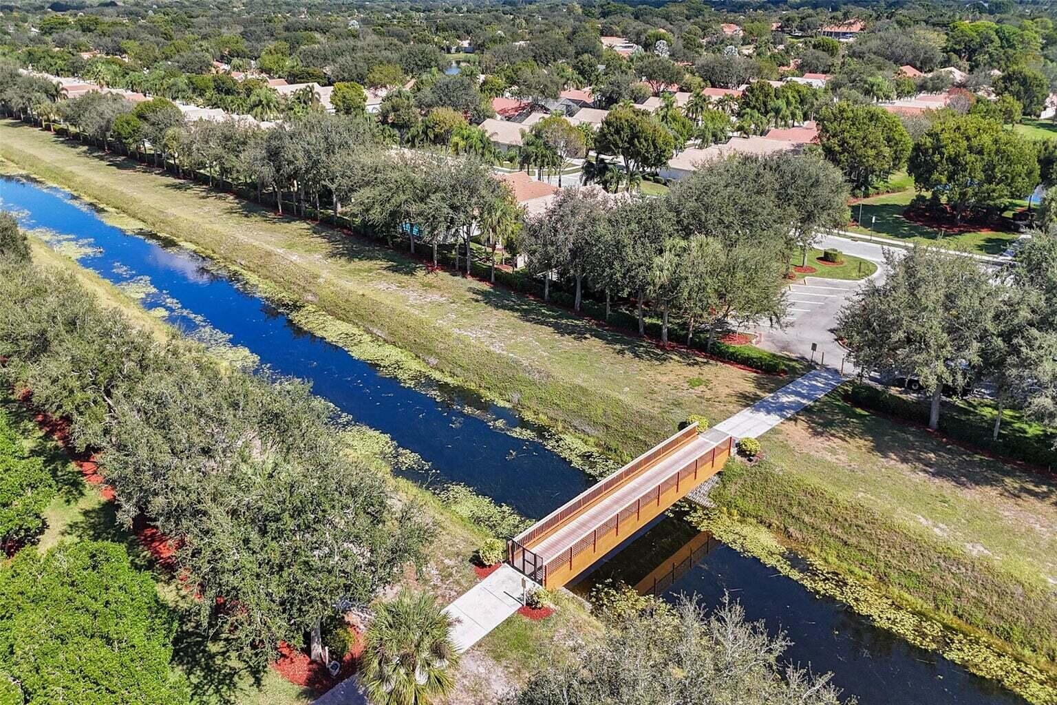 TUSCANY BAY - Residential