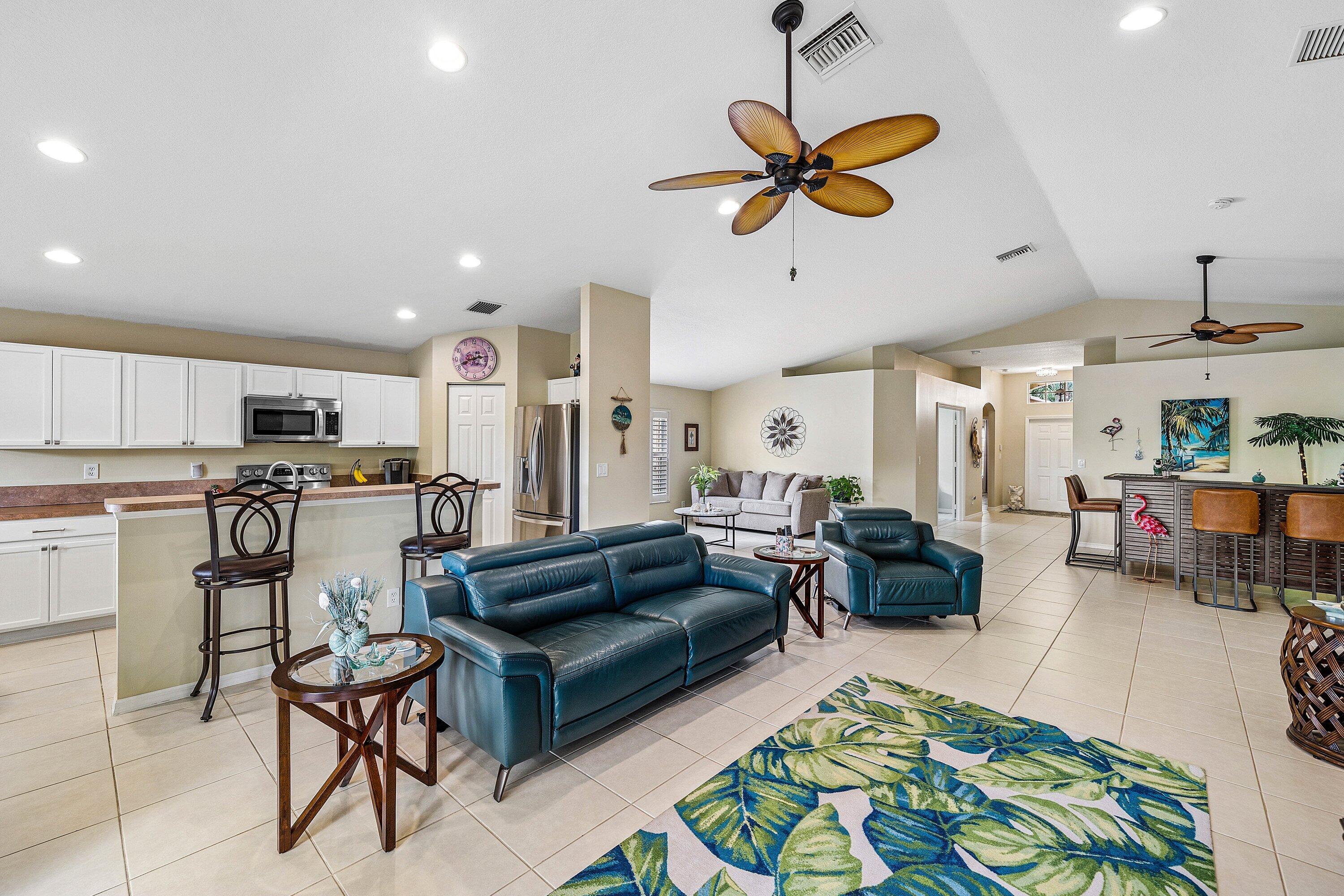 TUSCANY BAY - Residential