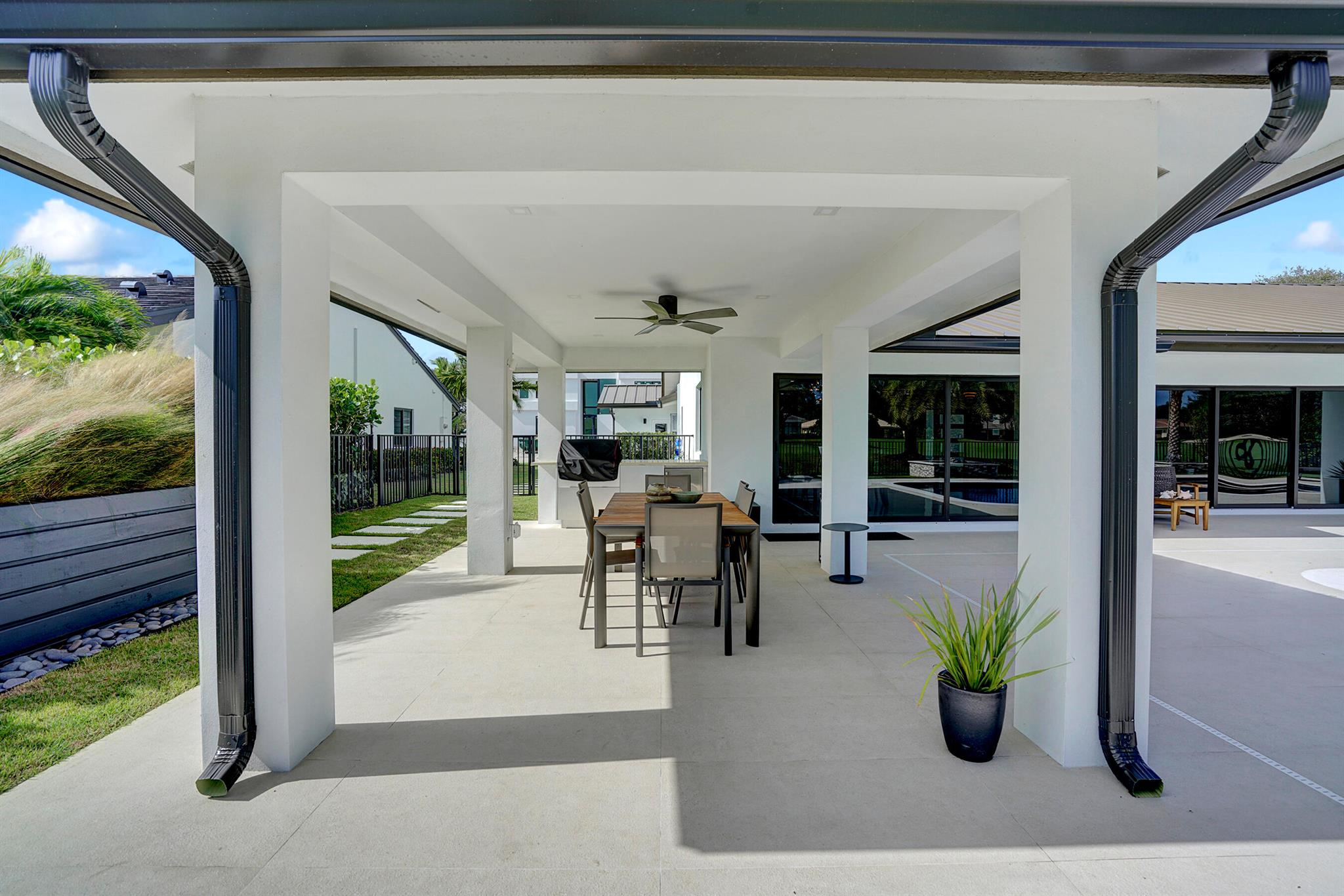 Delaire Country Club - Residential