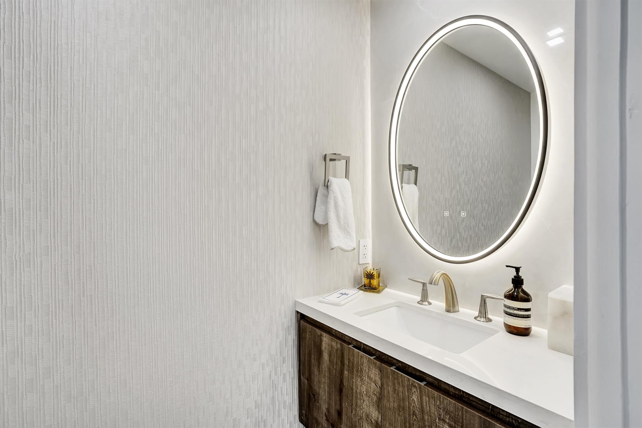 Delaire Country Club - Residential