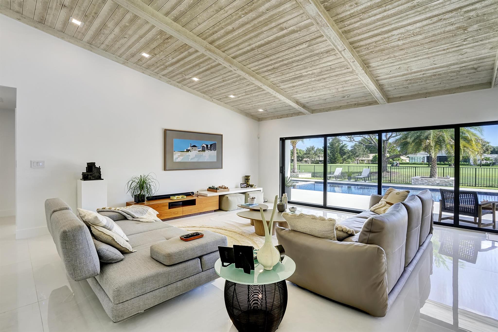 Delaire Country Club - Residential