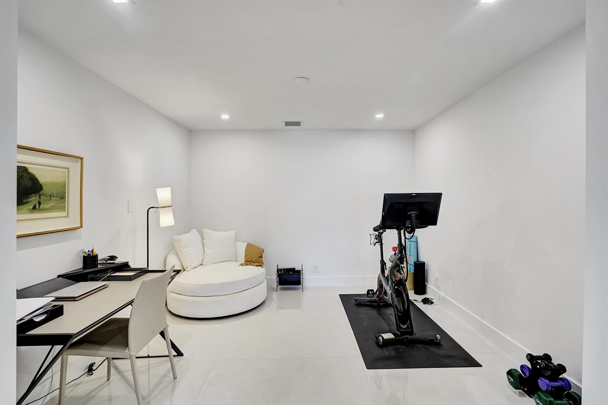 Delaire Country Club - Residential